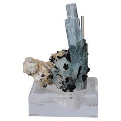 Natural Sculpture Of Aquamarine With Schorl 167g From Pakistan