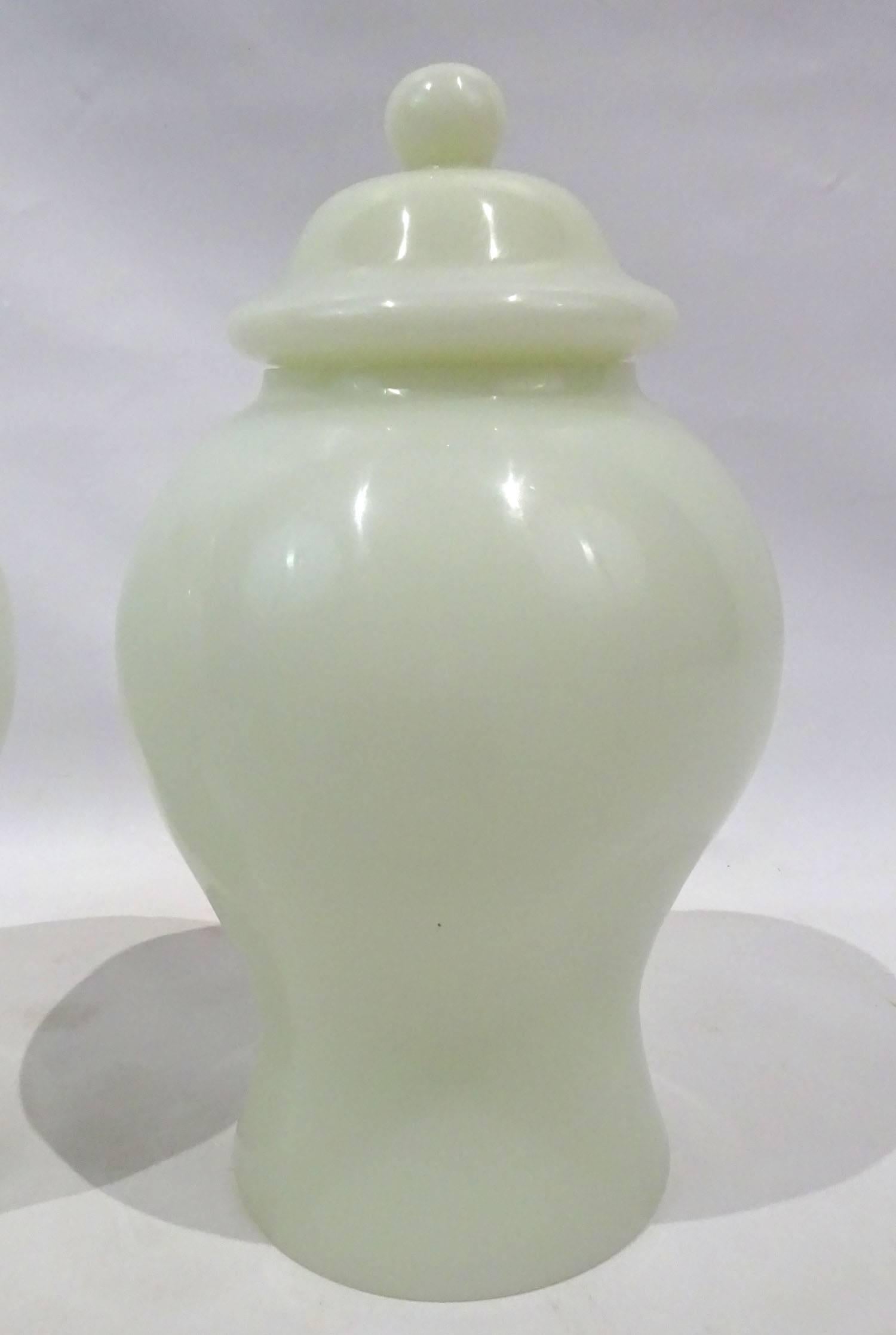 Chinese Pair of 20th Century Peking Glass Jars with Lids For Sale