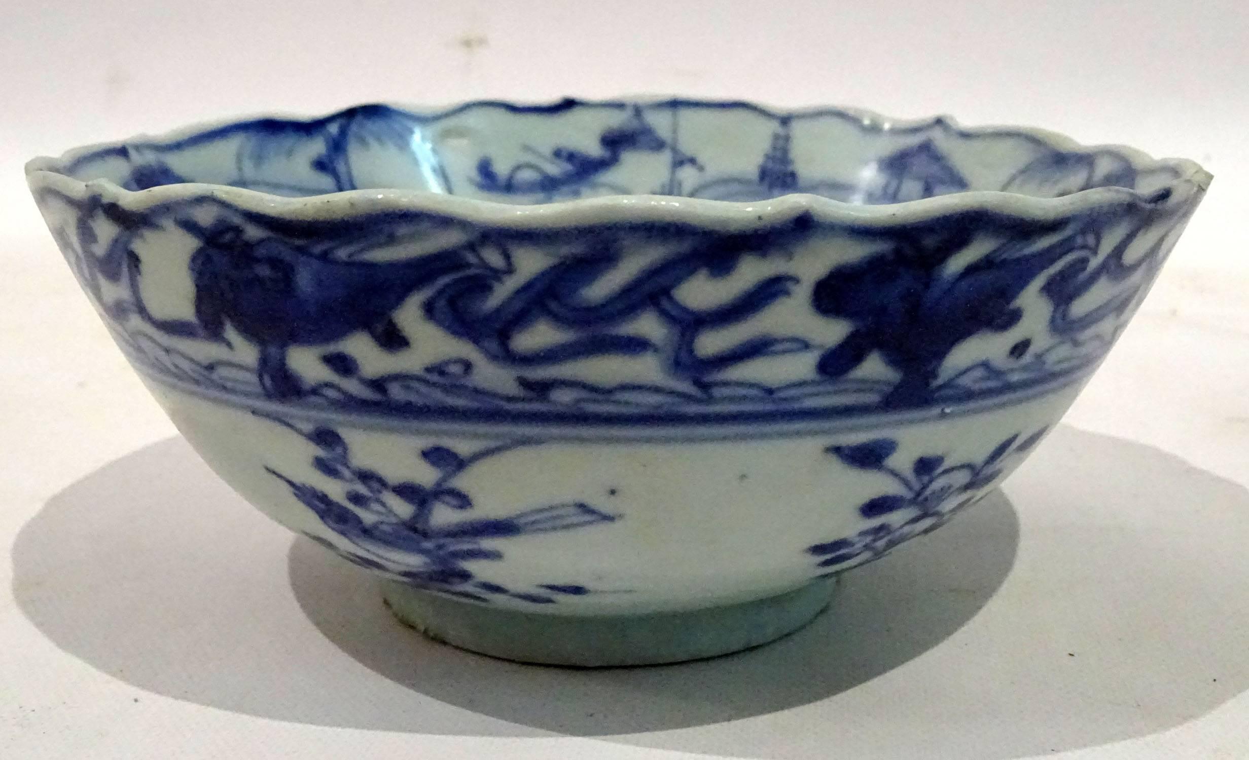 17th Century Chinese Blue and White Porcelain Bowl from The Hatcher Collection In Excellent Condition In Dallas, TX