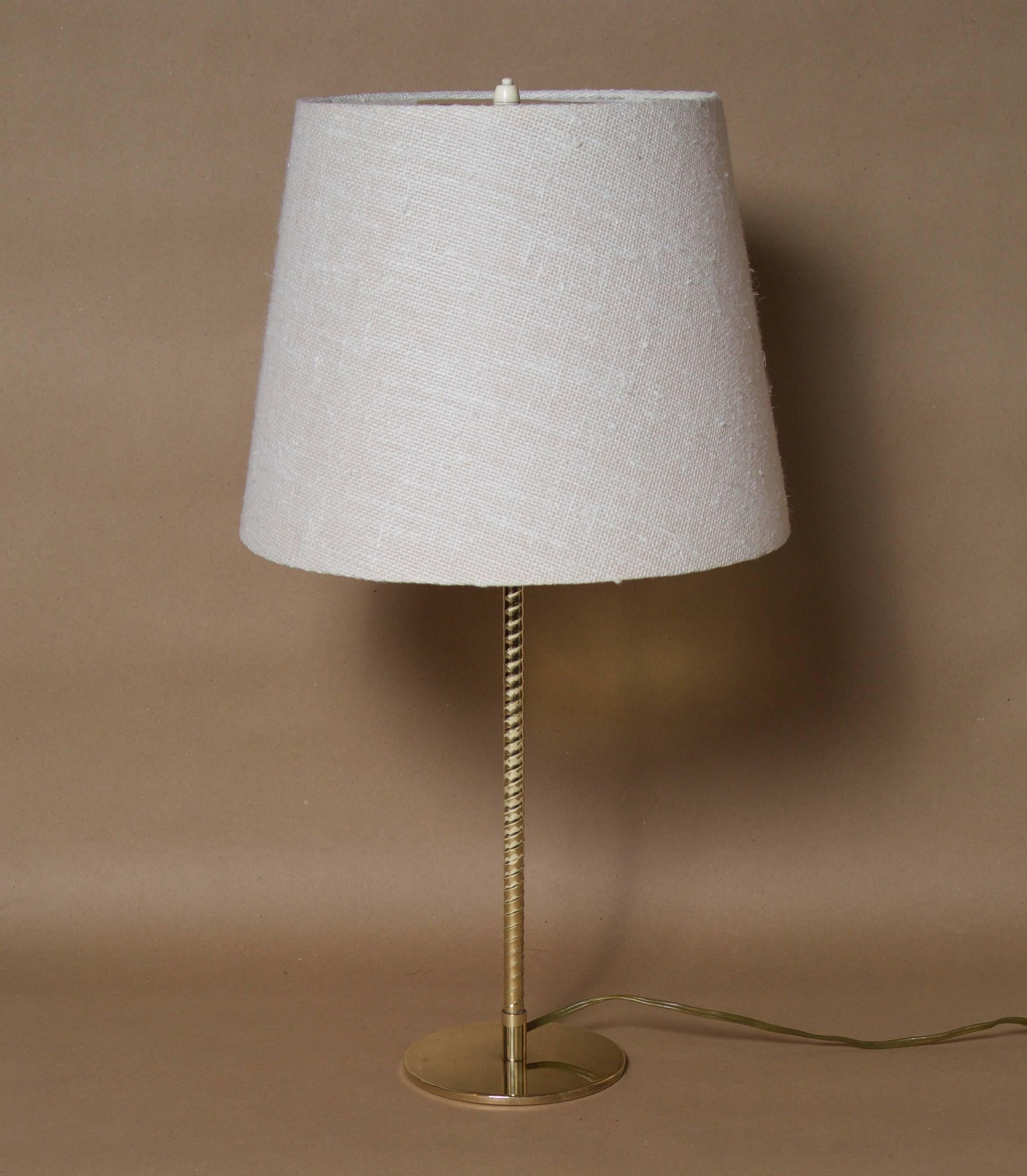 Paavo Tynell, Table Lamp, Model nr. 9205, Taito Oy In Excellent Condition In Houston, TX