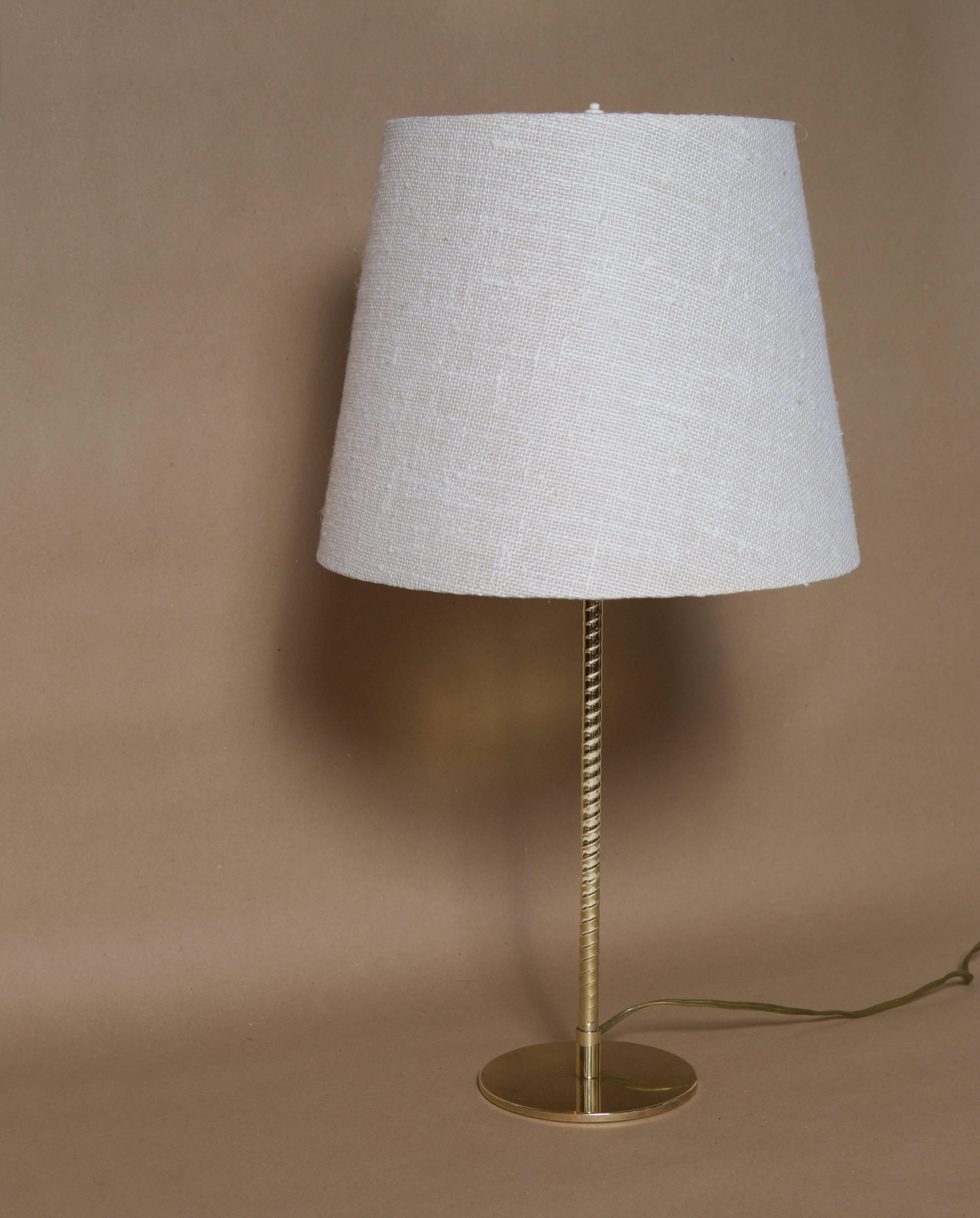 Scandinavian Modern Paavo Tynell, Table Lamp, Model nr. 9205, Taito Oy