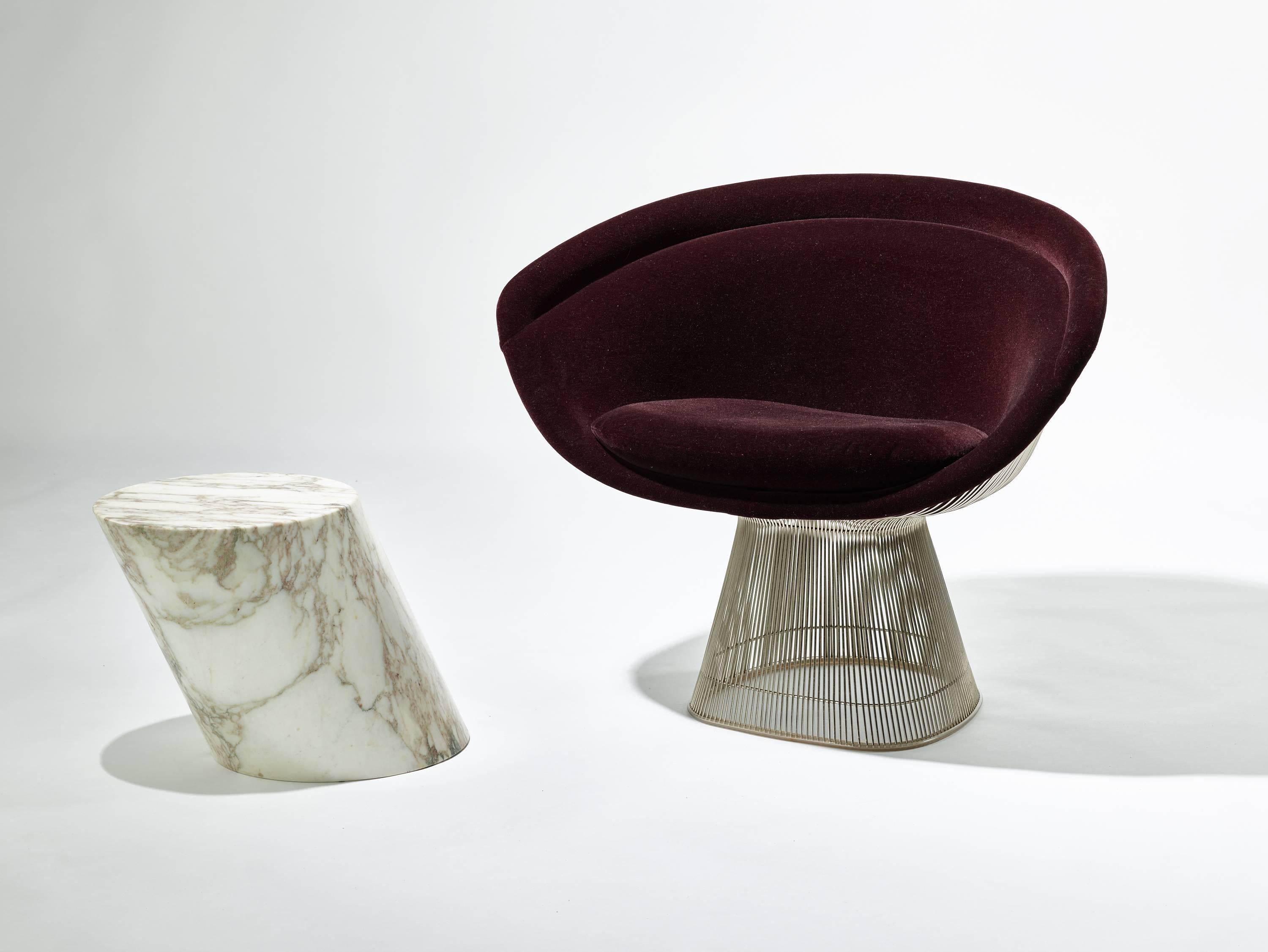Lucia Mercer,

pair of tables. 

Knoll International
USA, 1982,
solid marble.

Measures: 15 H x 13.5 W x 21.5 D in.
38 H x 34 W x 55 D cm.