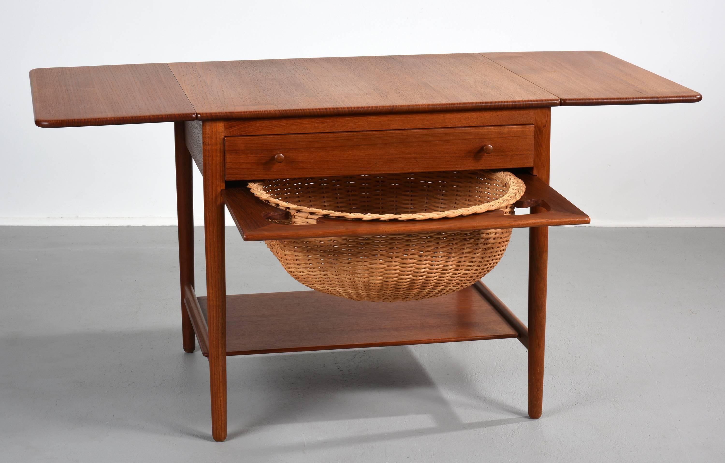 Cane Hans J. Wegner Sewing Table, Model AT-33, 1960s