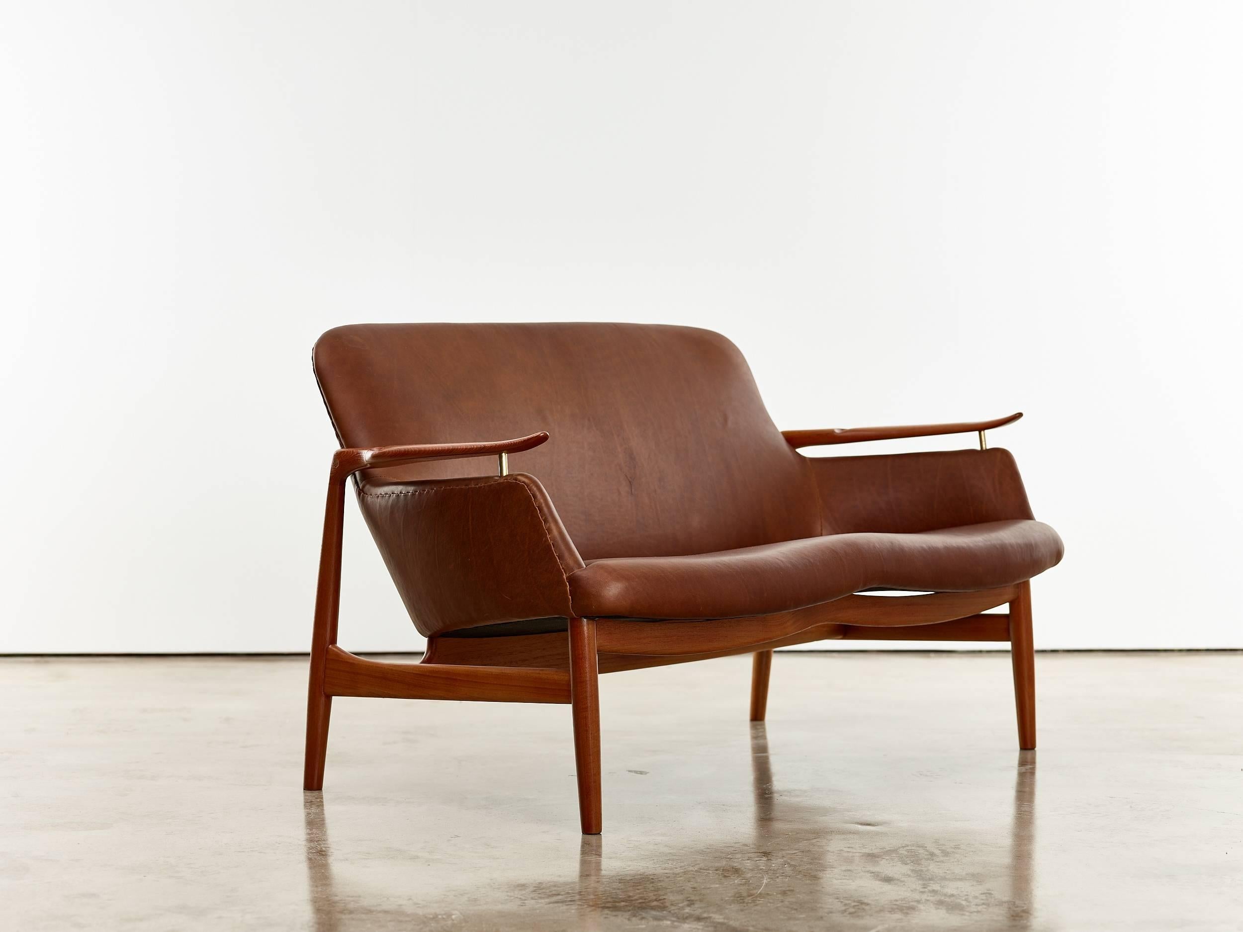 Finn Juhl by Niels Vodder Two-Seat Sofa and Lounge Chairs, Model No. Nv53, 1950s 2
