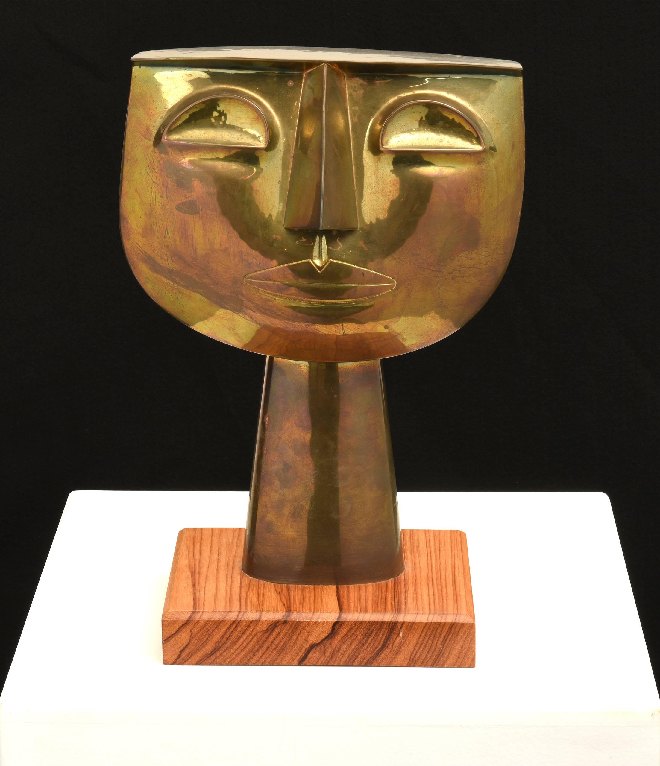 Oswaldo Guayasamin Sculpture Tête en laiton, années 1960 Excellent état à Amarillo, TX