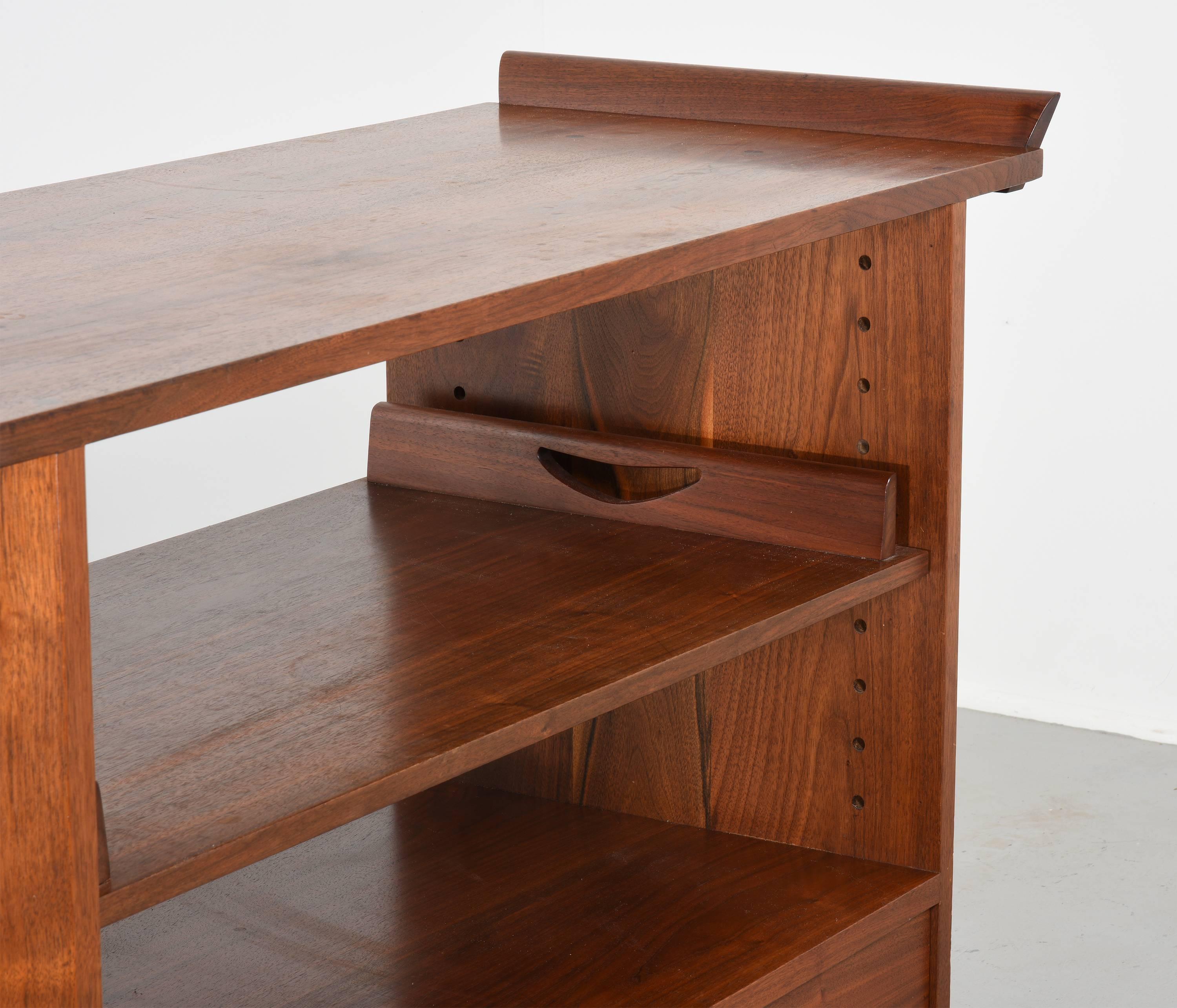 Mid-20th Century George Nakashima Tea or Bar Cart in Walnut, 1965