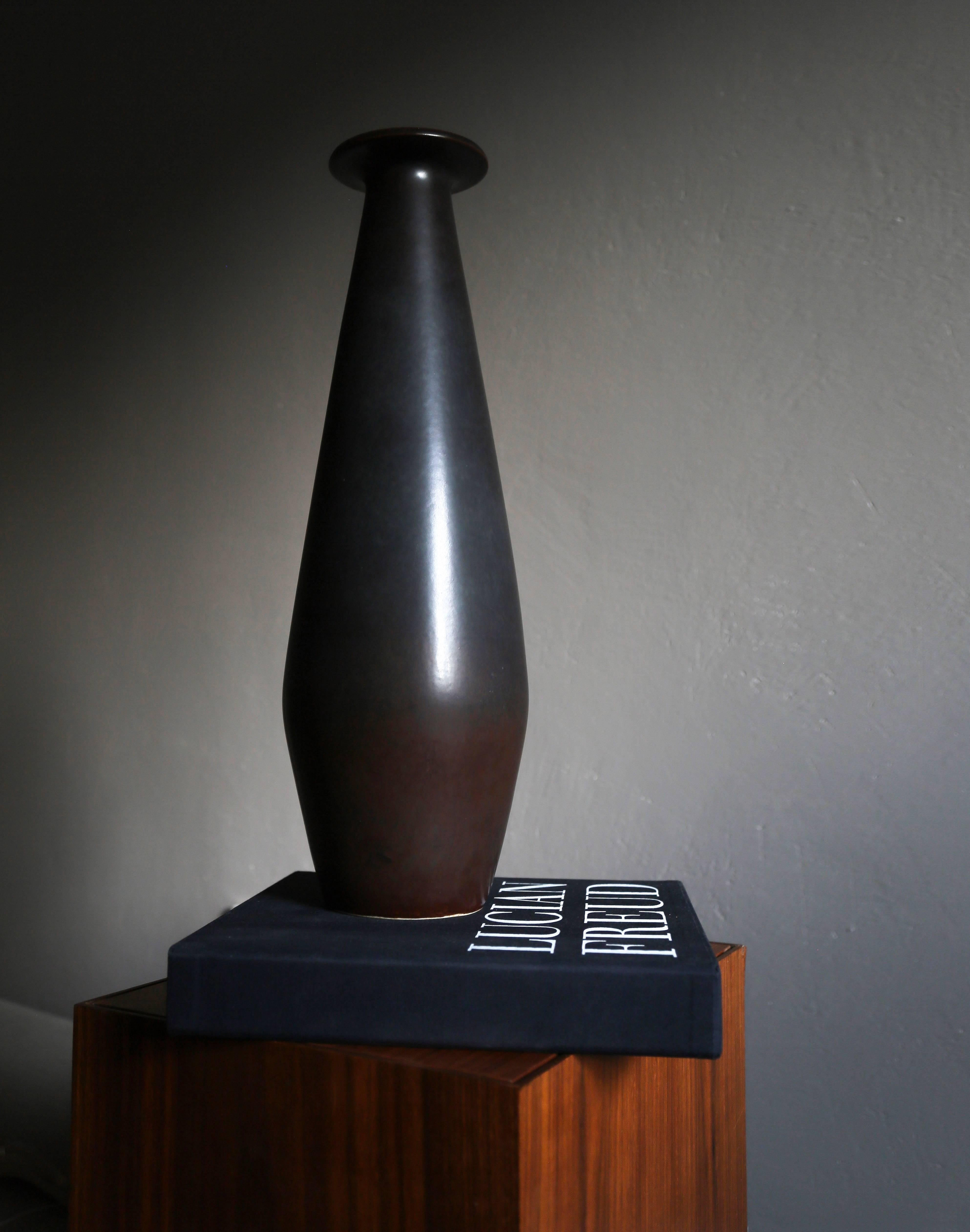 Scandinavian Modern Gunnar Nylund Stoneware Vase by Rörstrand Ab, 1950s