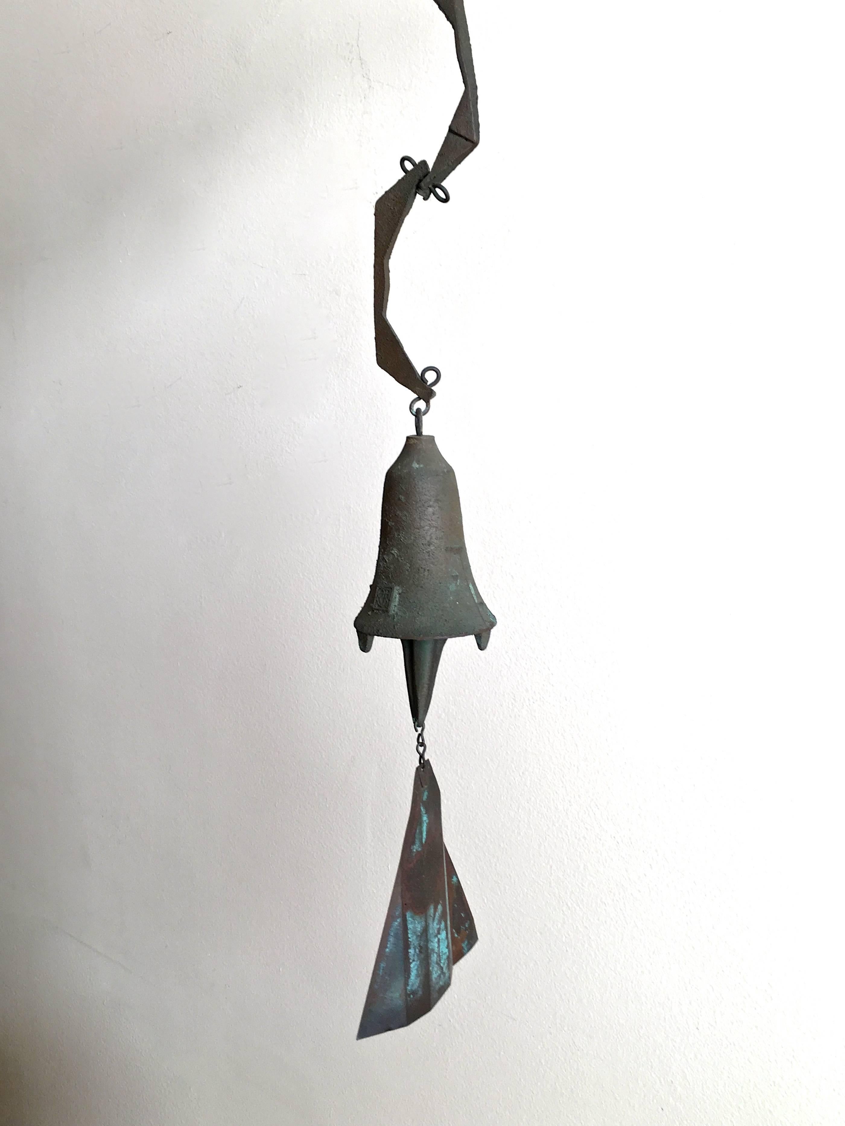 Paolo Soleri wind bell.

USA, circa 1970s.
Makers Mark.

Measures: H 23