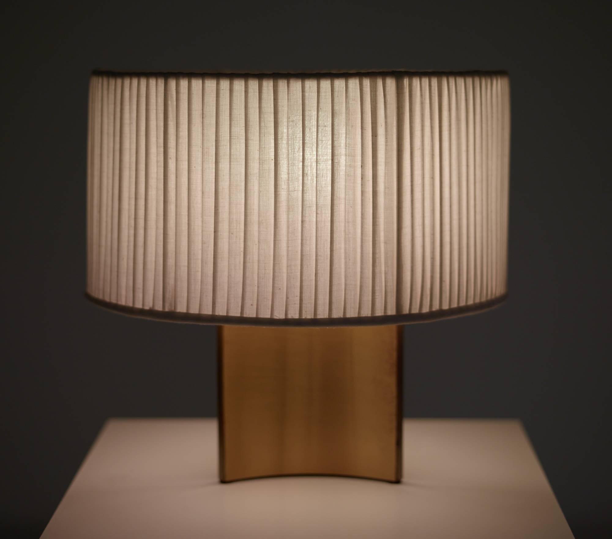 Mid-20th Century Paavo Tynell Table Lamp, 1945