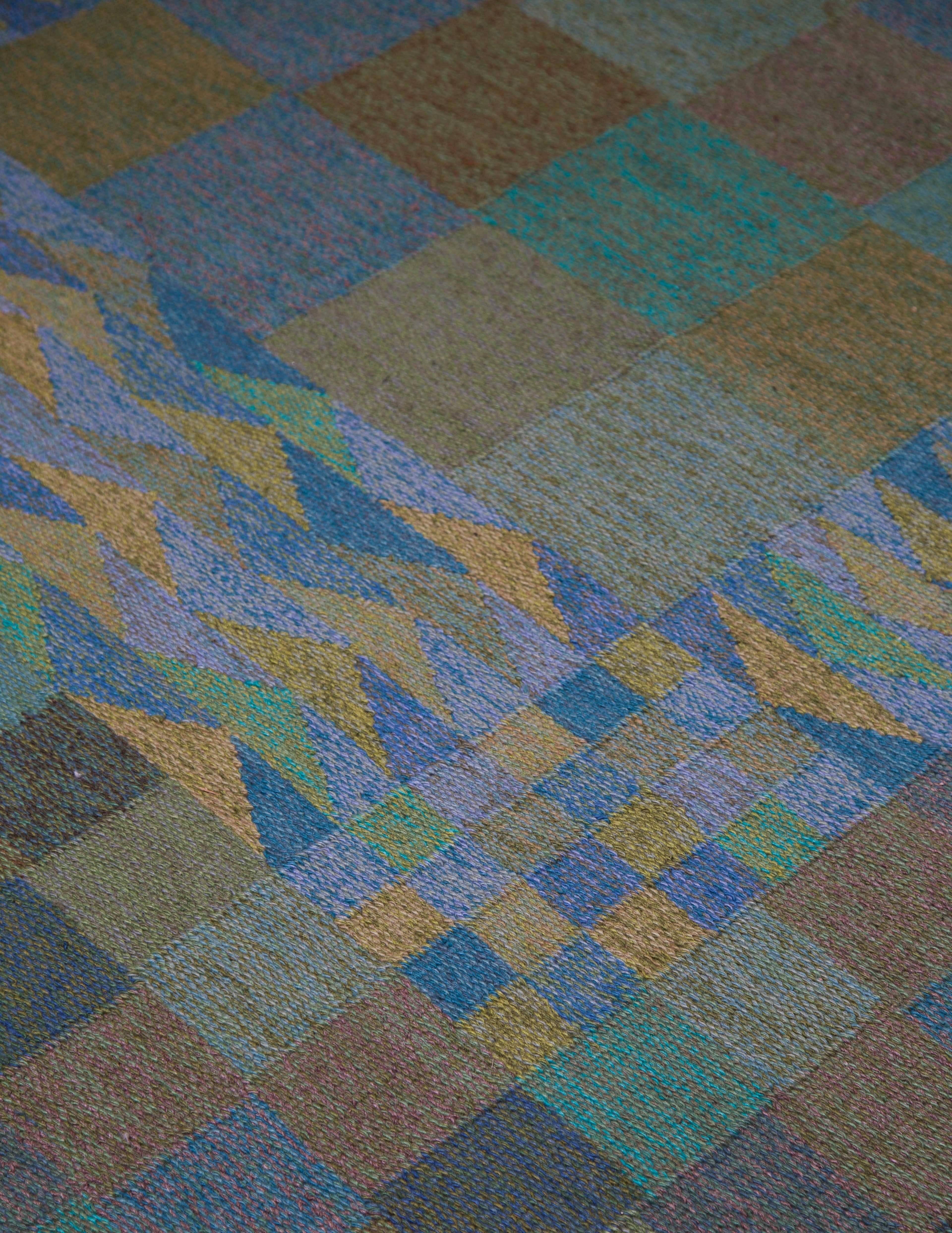 Hand-Knotted KARIN JÖNSSON, Flatweave Rug, Klockargårdens Hemslöjd, ca.1960s For Sale