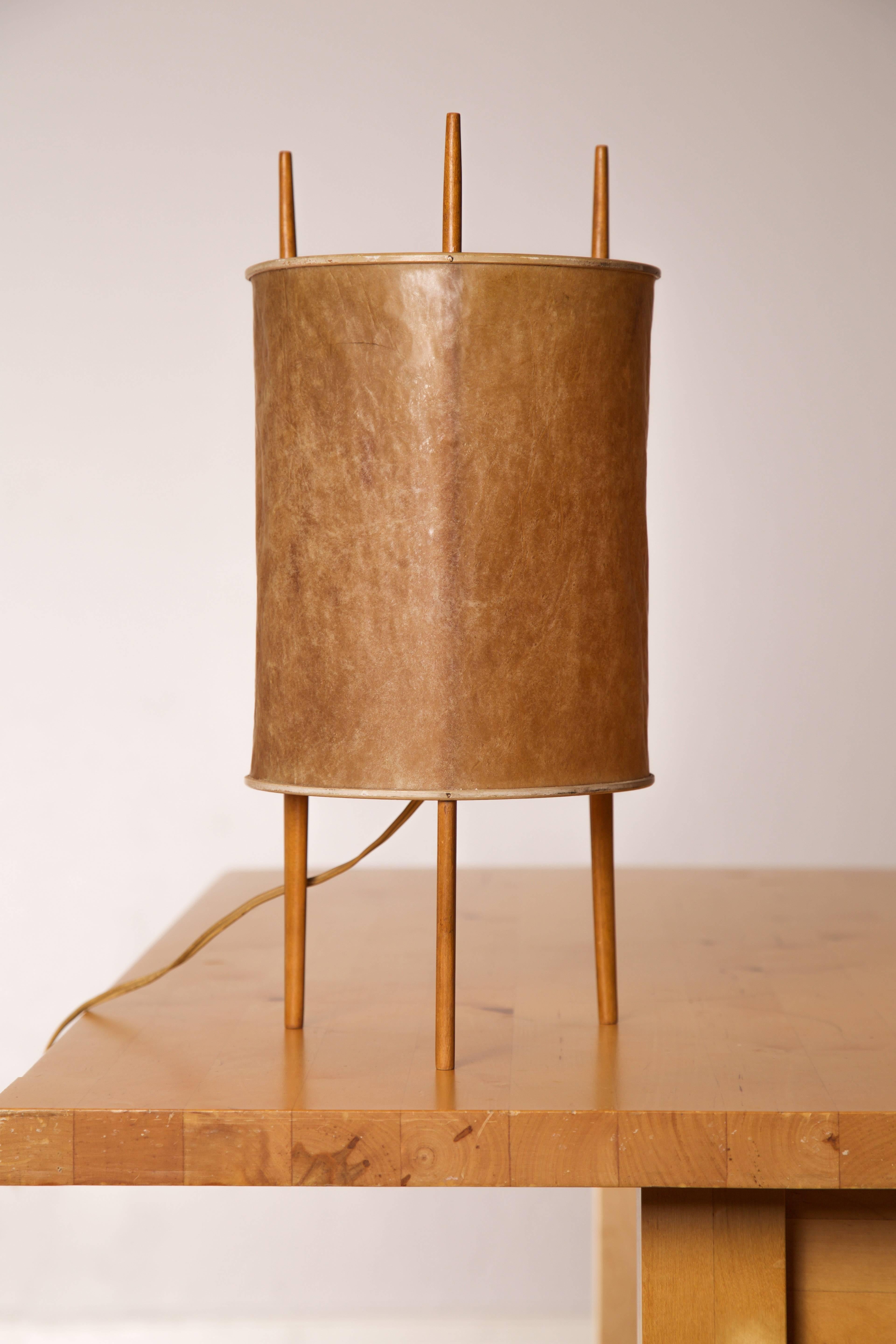 Isamu Noguchi, Early Pair of Table Lamps, All Original, by Knoll, 1947 In Excellent Condition In Houston, TX