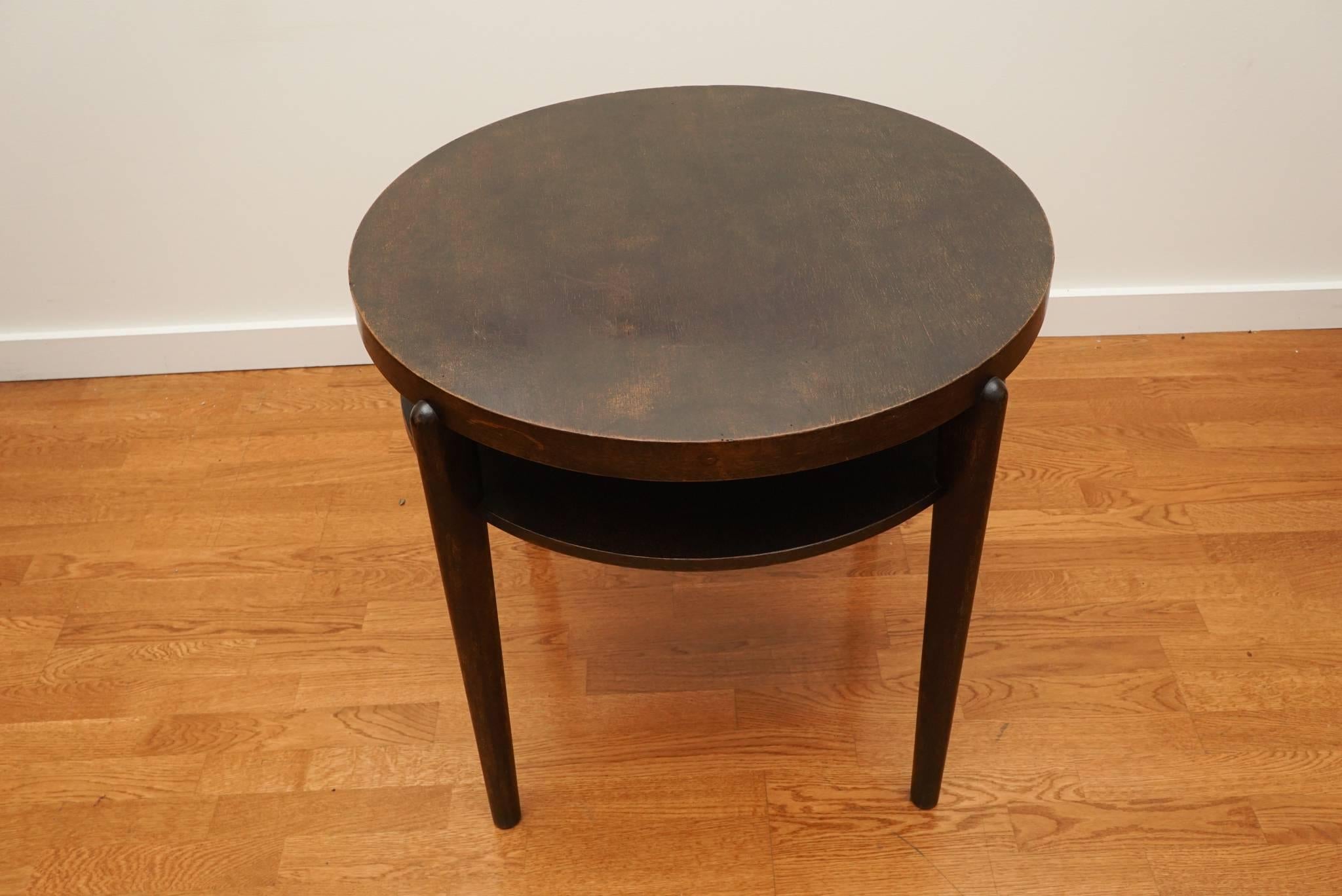 American Wooden Round Side Table For Sale