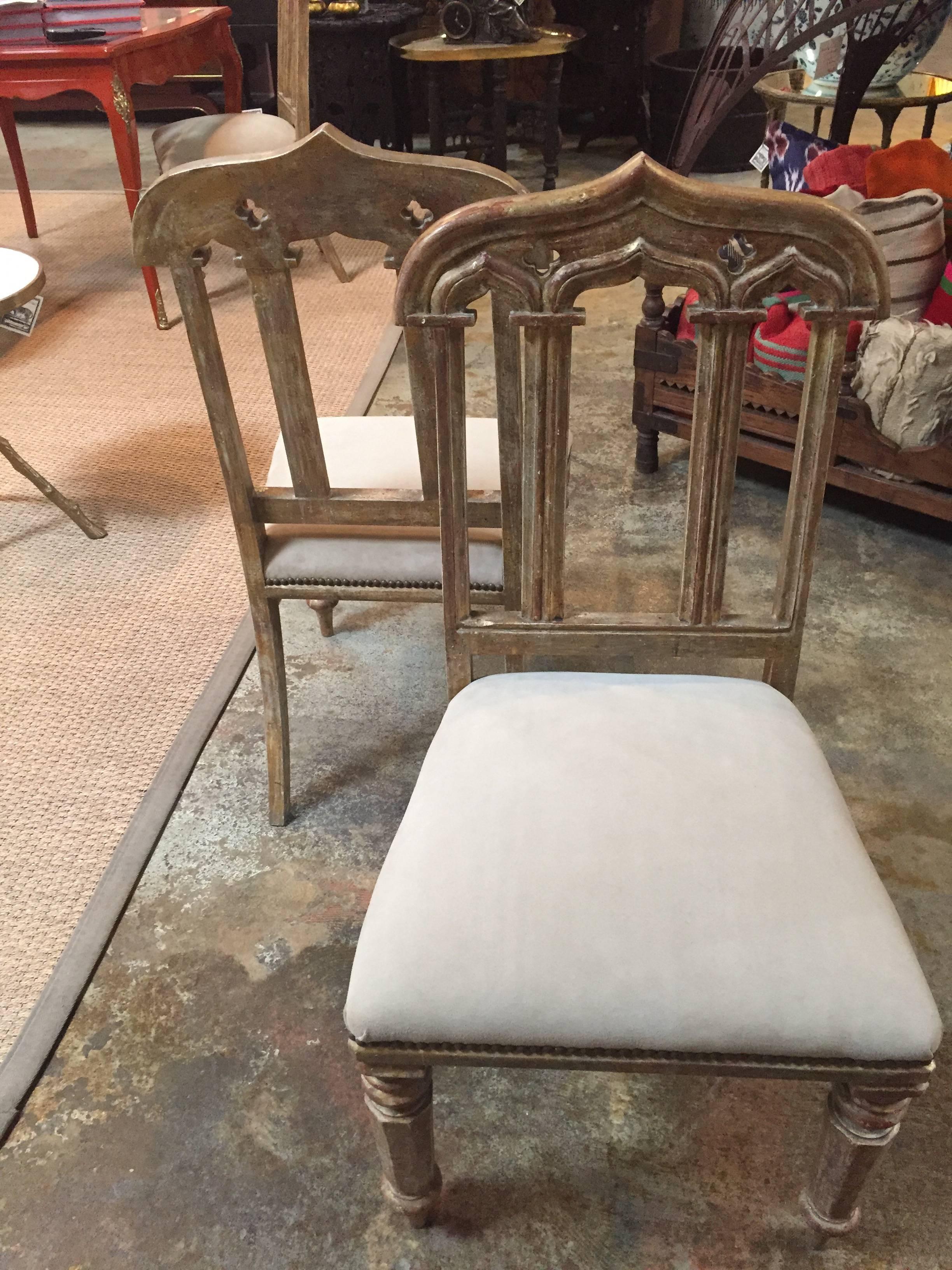 chaise neo gothique