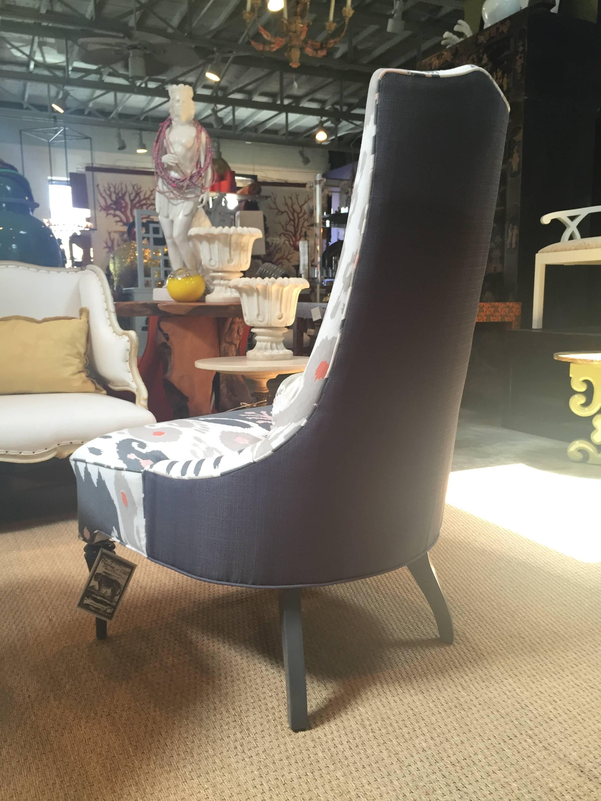 Hollywood Regency Lounge Chair In Good Condition For Sale In Dallas, TX