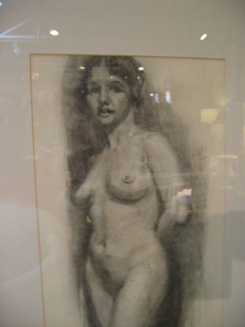 Français Portfolio d'artiste des années 1930 Dessin au fusain d'une femme nue debout en vente