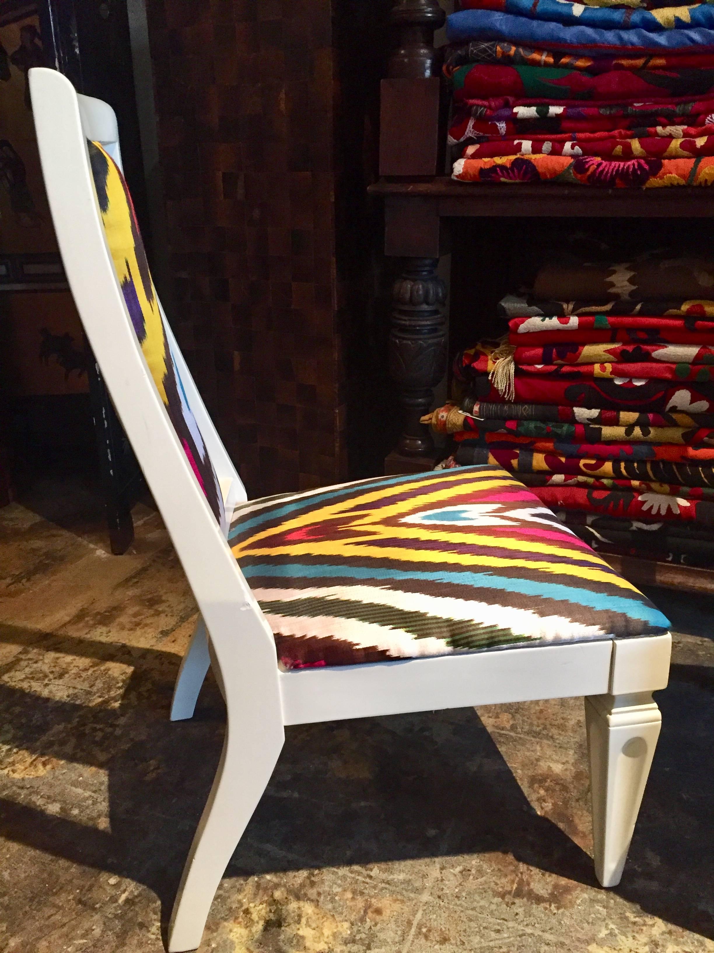 Contemporary Pair of Silk Ikat Slipper Chairs in the Style of James Mont For Sale