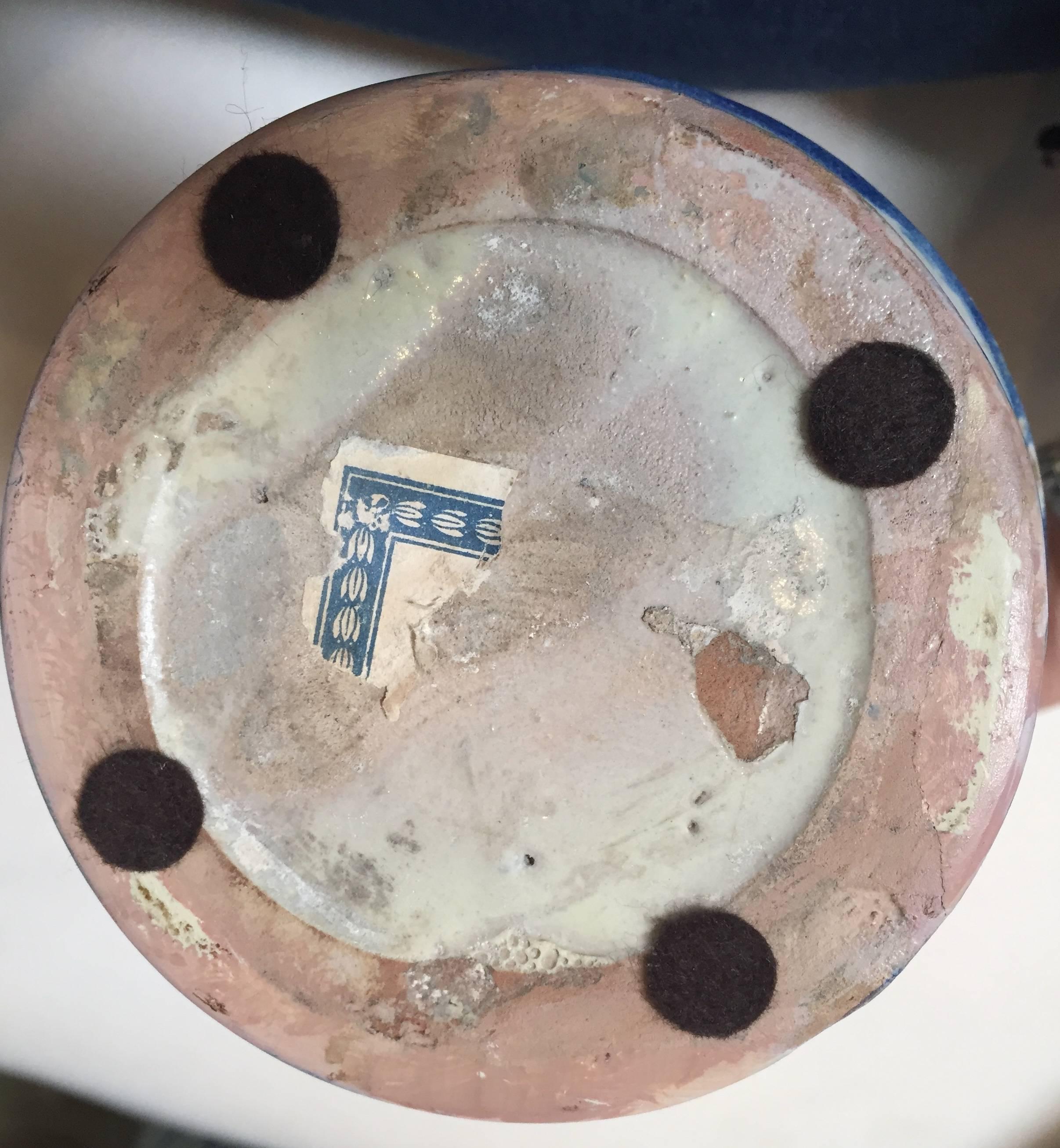 Porcellana Vaso spagnolo del XVIII secolo in vendita