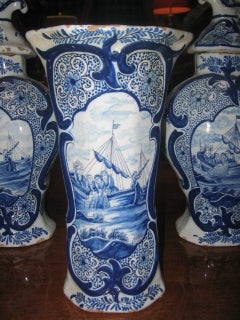 Set di guarniture di Delft, 18° secolo