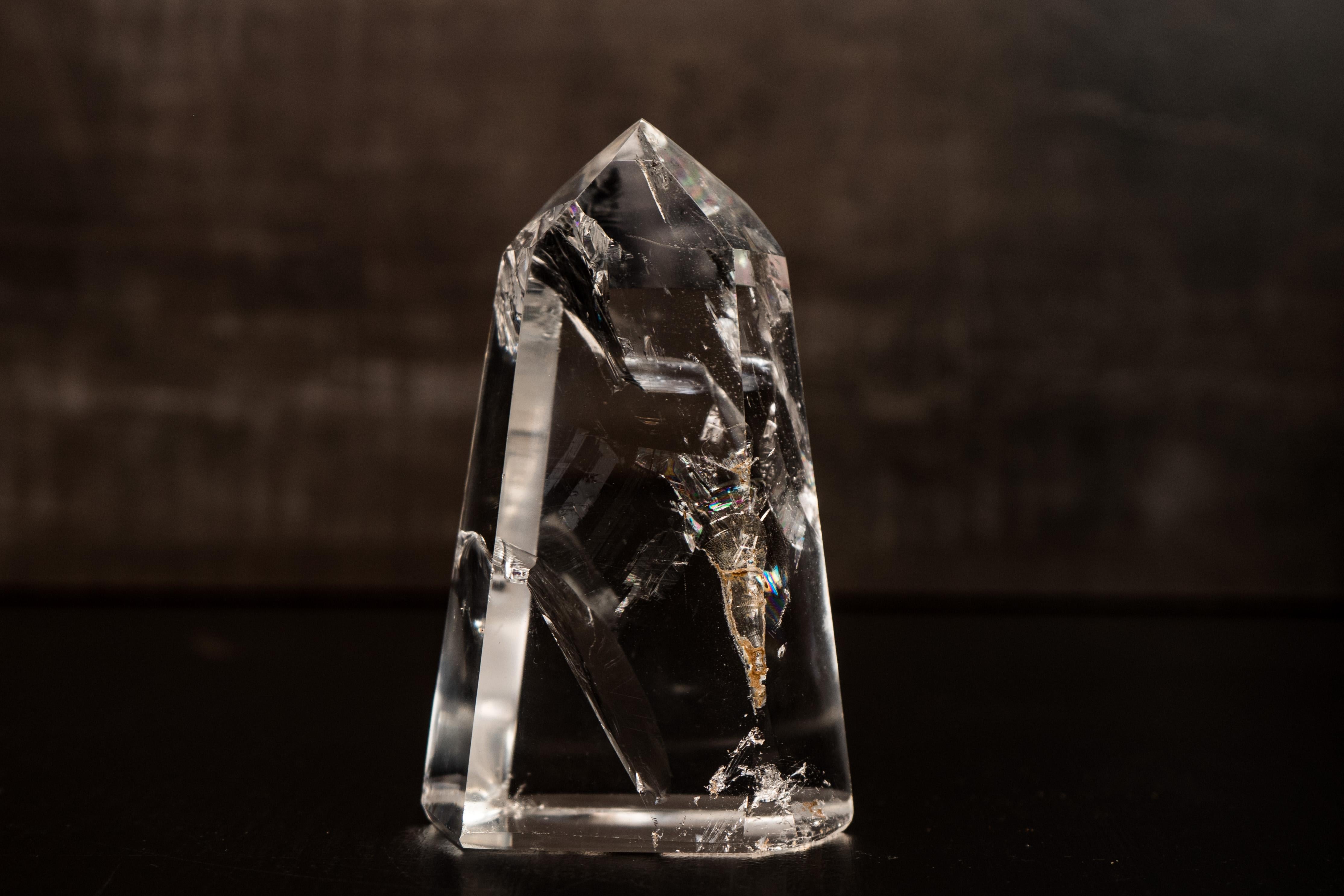 Water-Clear Lemurian Quartz Obelisk Point from Diamantina In New Condition For Sale In Ametista Do Sul, BR