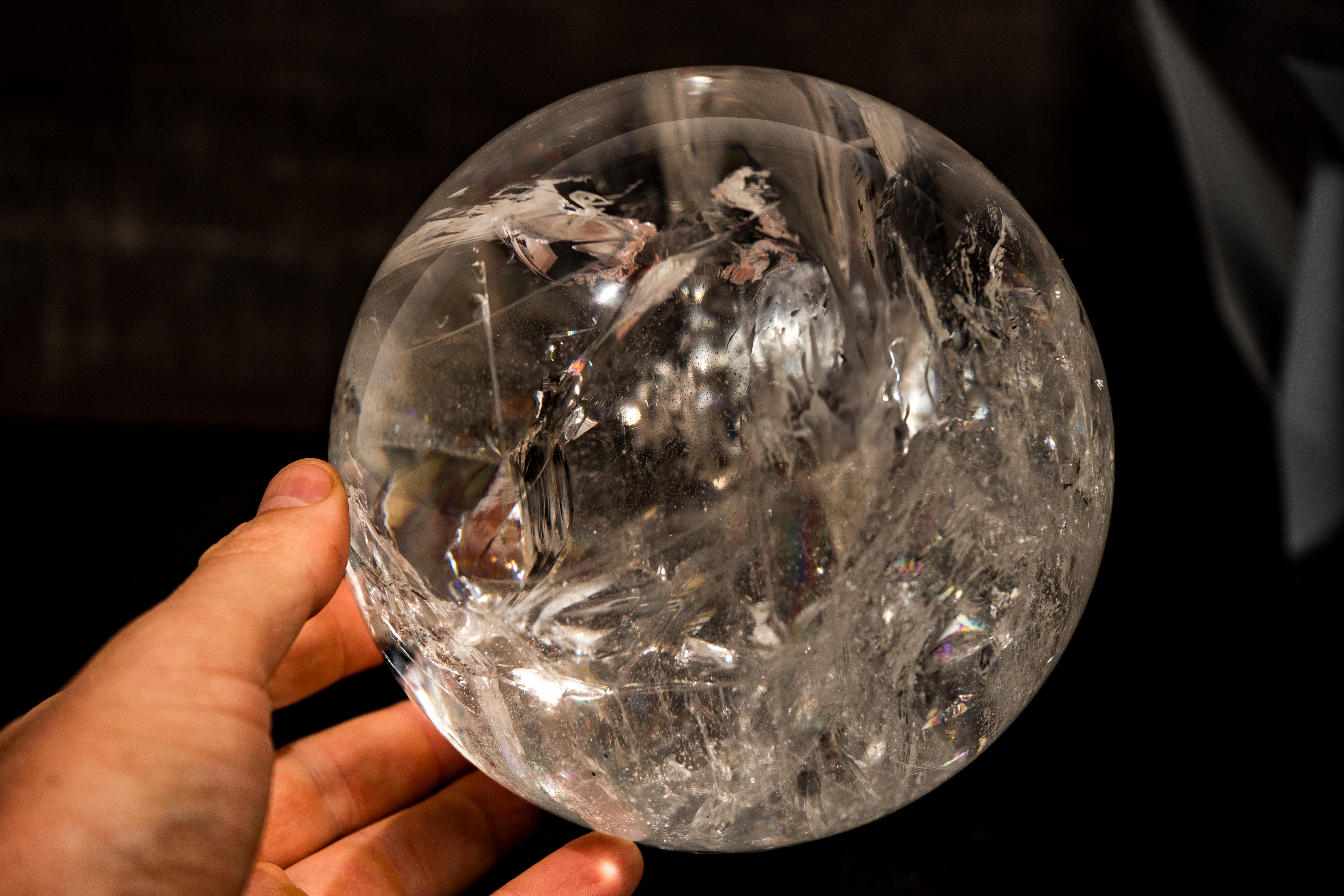 The Rainbow Generator Sphere - High-Grade Quartz Crystal Sphere from Diamantina, Brazil

▫️ Description

This is a very special Crystal Quartz Sphere, nearly flawless that brings epic rainbows inside. The raw crystal comes from Diamantina,