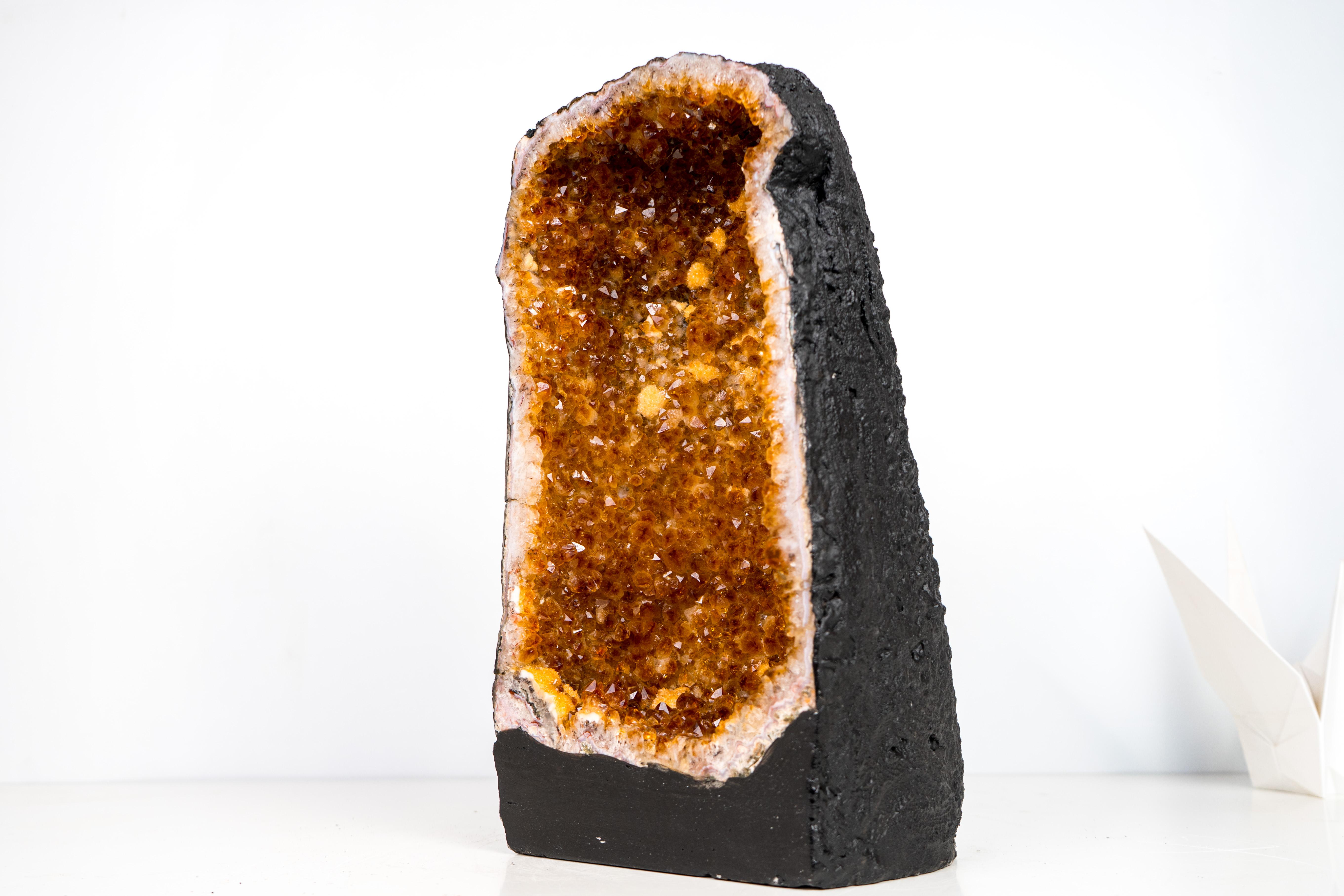 Brasiliano Geode cattedrale di Citrino arancione dorato di alta qualità in vendita