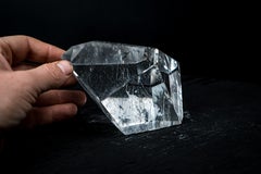 Scultura in quarzo trasparente a forma libera proveniente da Diamantina