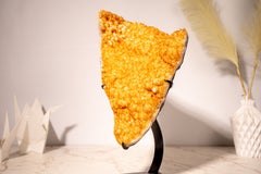 Grappolo di citrino giallo con drusa di citrino “Galaxy”