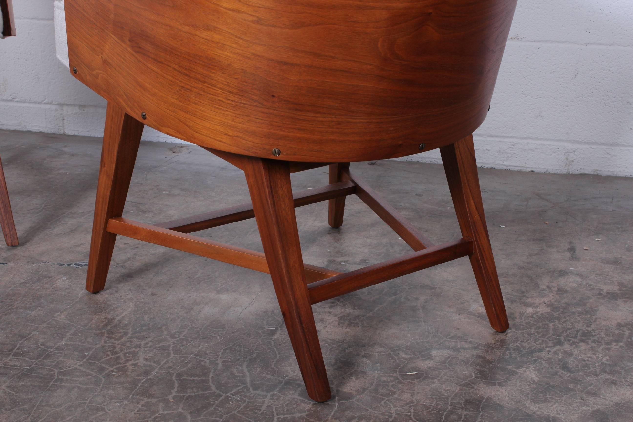 Rare Pair of Lounge Chairs by Edward Wormley for Dunbar In Excellent Condition In Dallas, TX