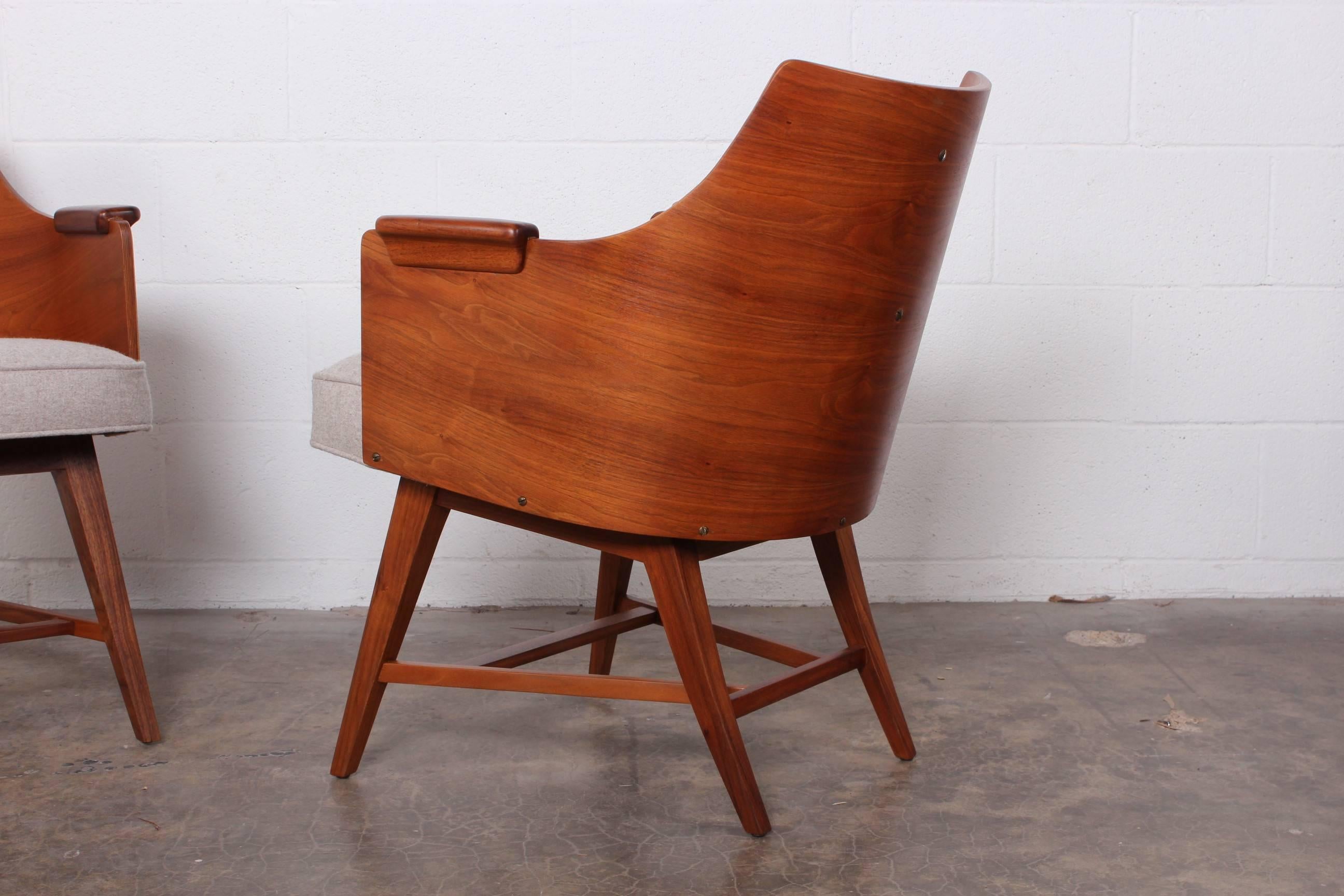 Rare Pair of Lounge Chairs by Edward Wormley for Dunbar 3