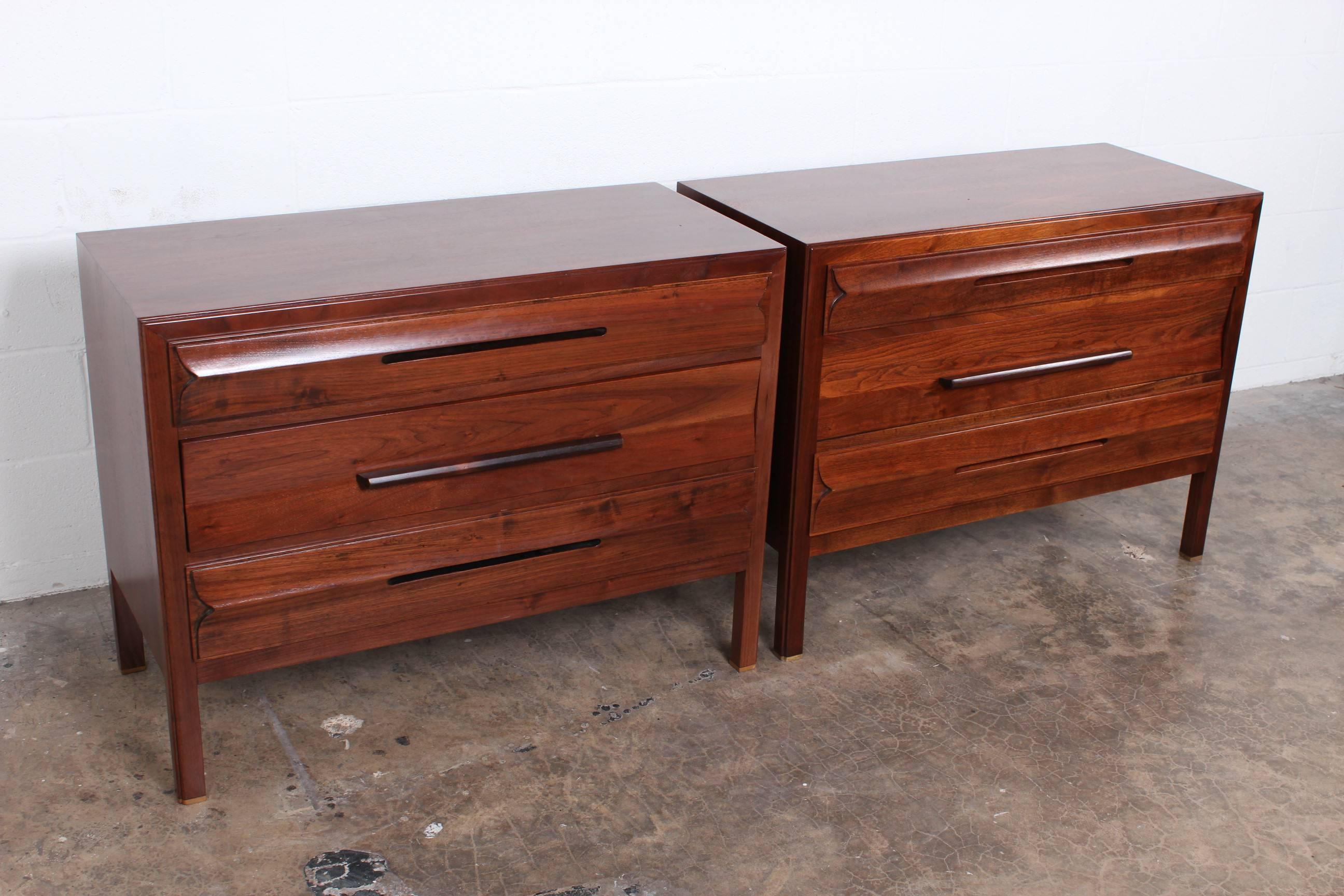 Pair of Chests by Edward Wormley for Dunbar In Good Condition In Dallas, TX