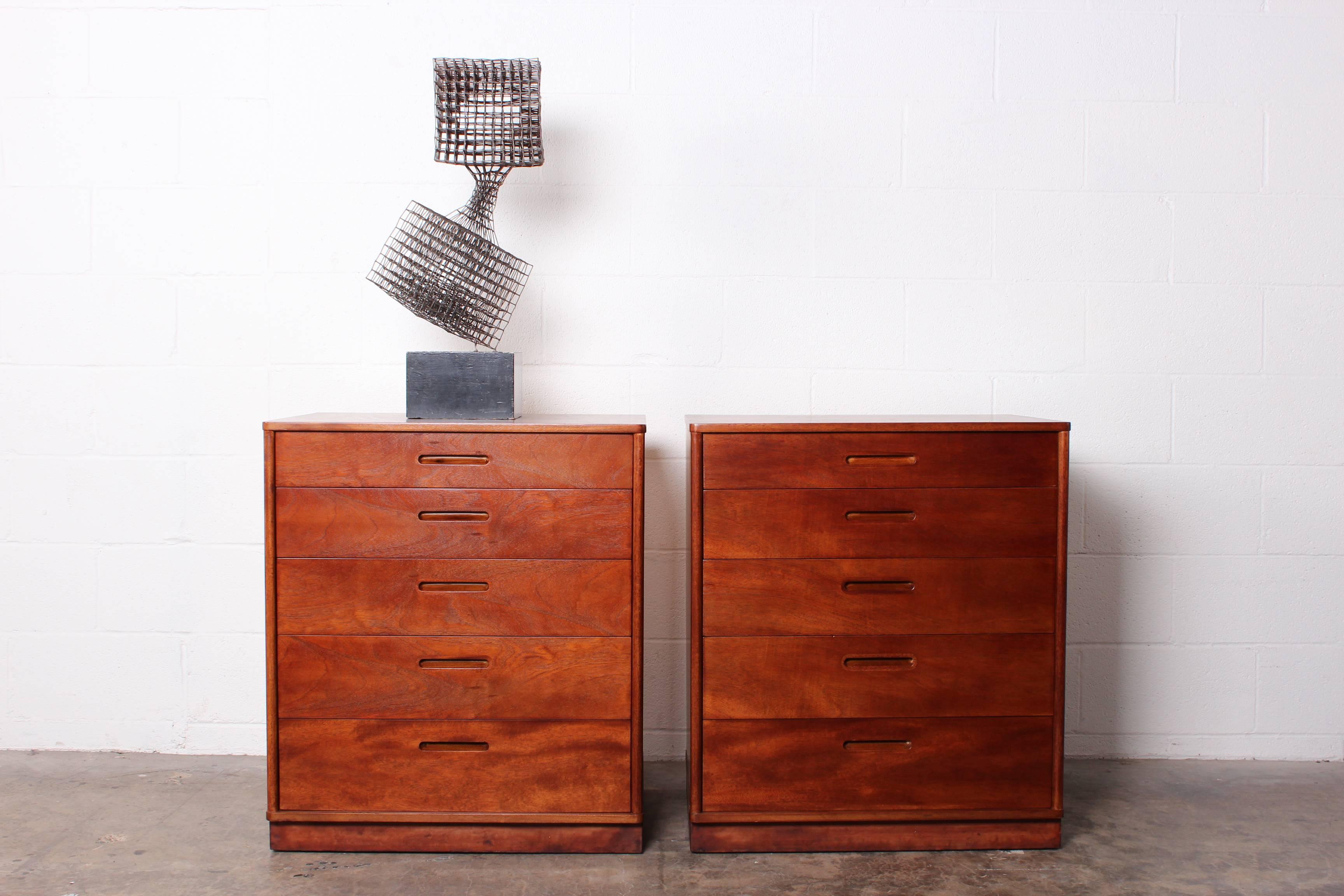 Mid-20th Century Pair of Cabinets/Nightstands by Edward Wormley for Dunbar