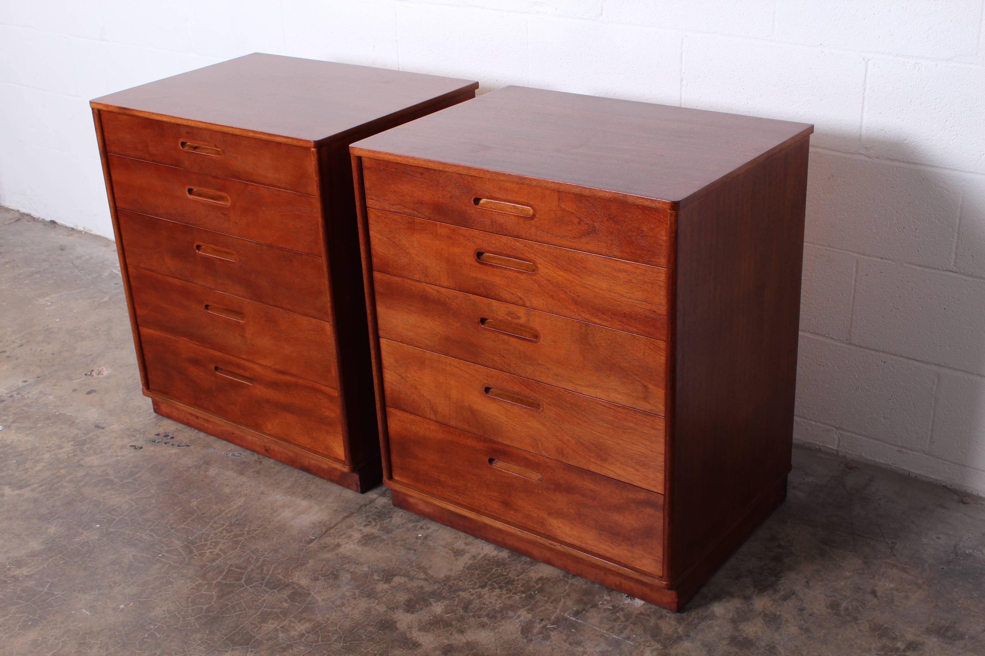 Pair of Cabinets/Nightstands by Edward Wormley for Dunbar 1