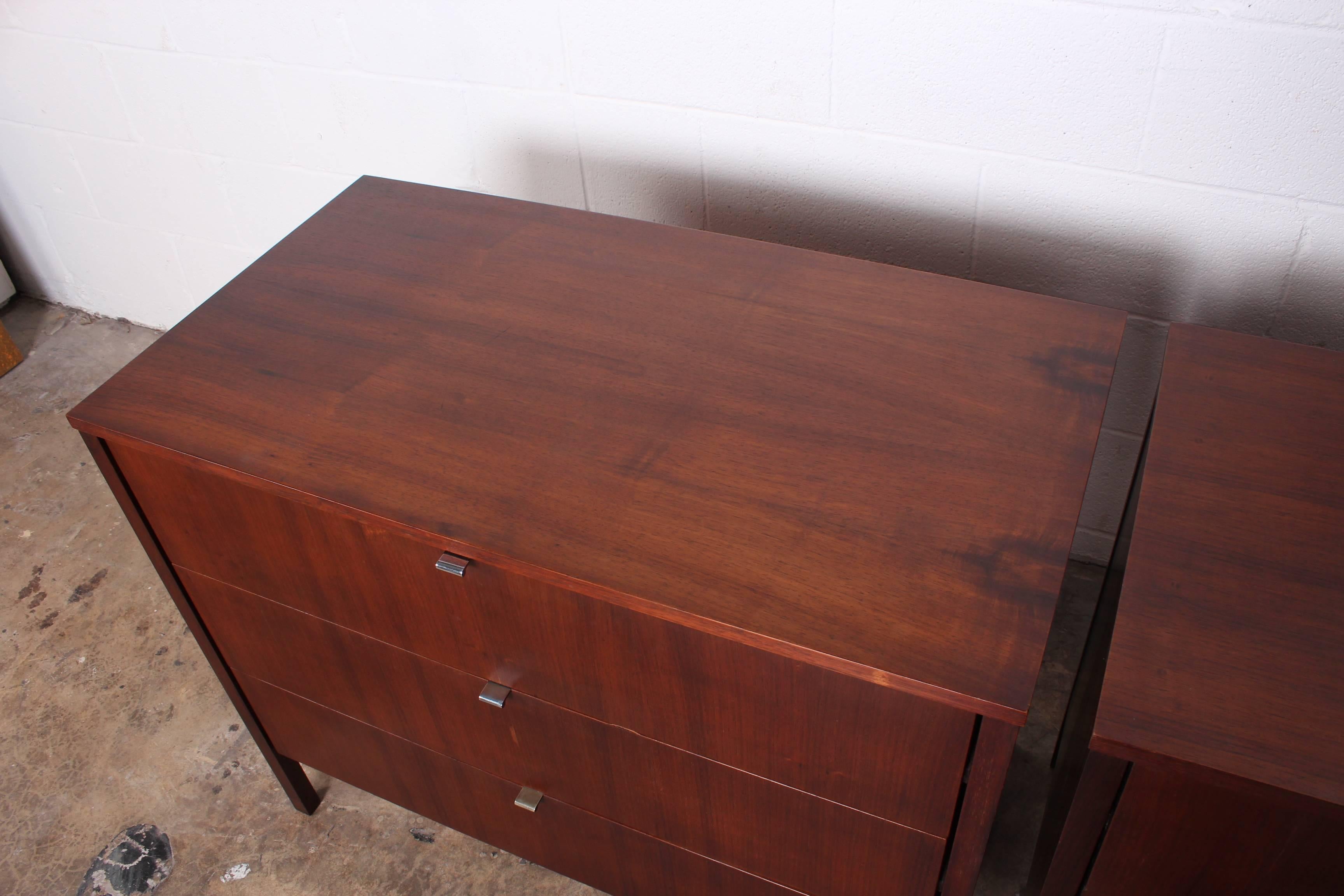 Pair of Rosewood Chests or Nightstands by Florence Knoll In Good Condition In Dallas, TX