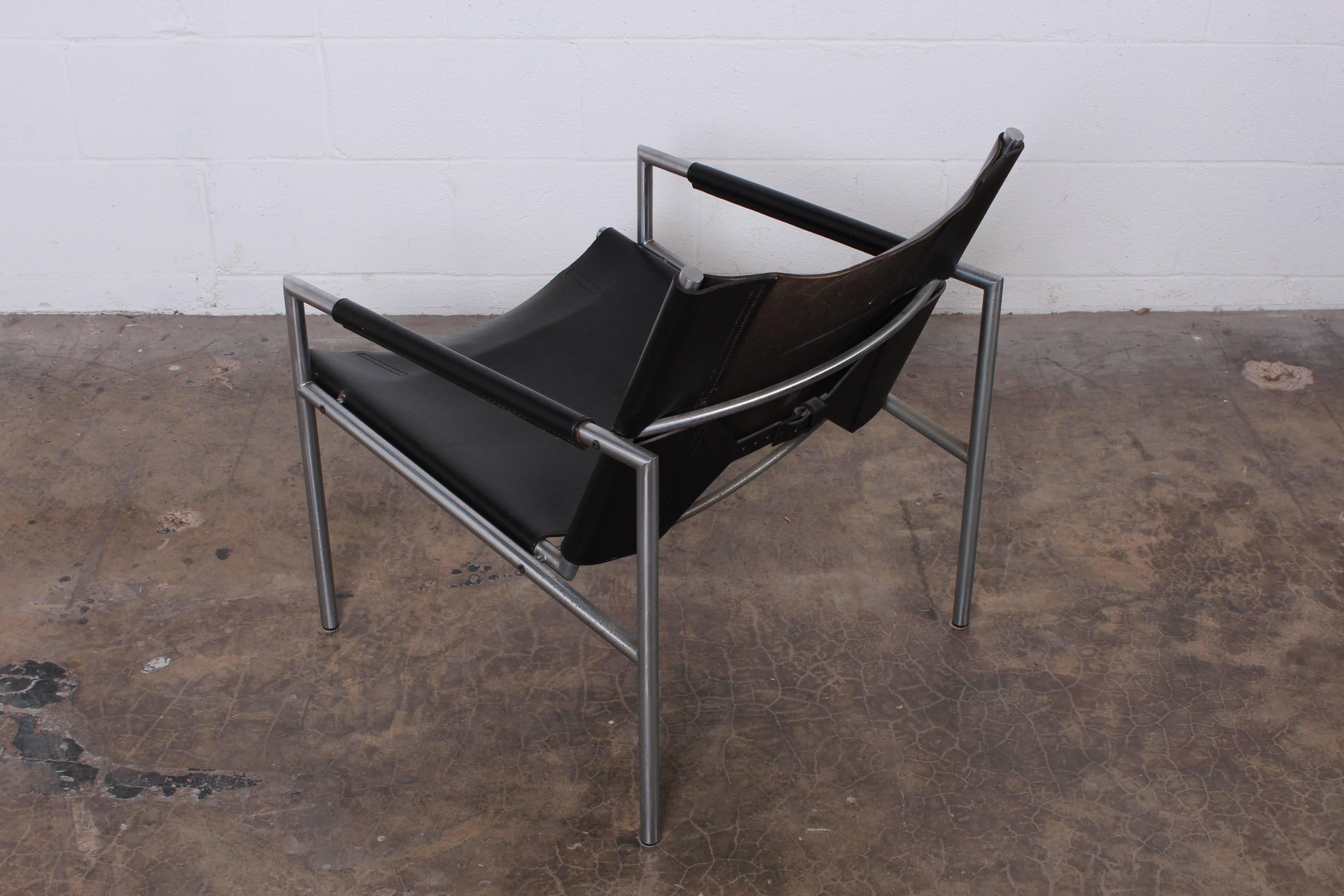 Mid-20th Century Pair of Leather Lounge Chairs by Martin Visser For Sale