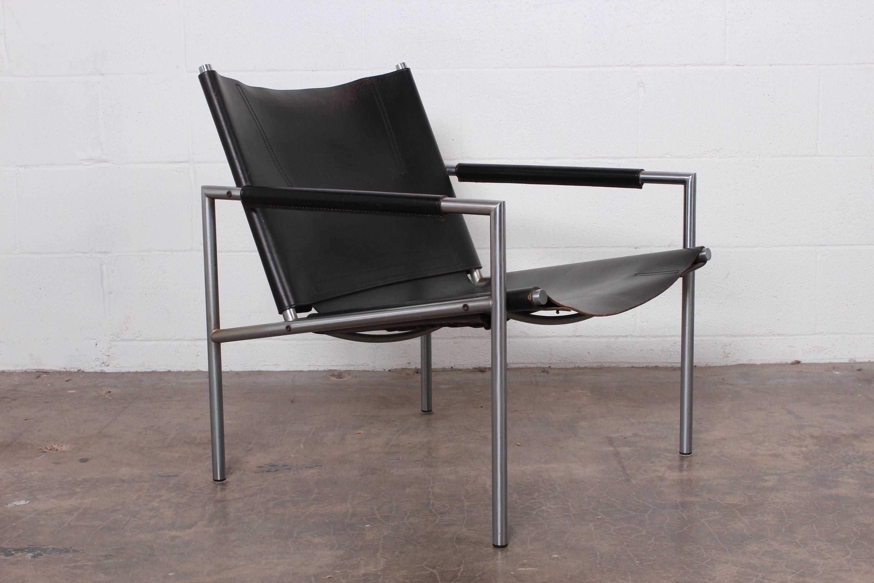 Pair of Leather Lounge Chairs by Martin Visser For Sale 4