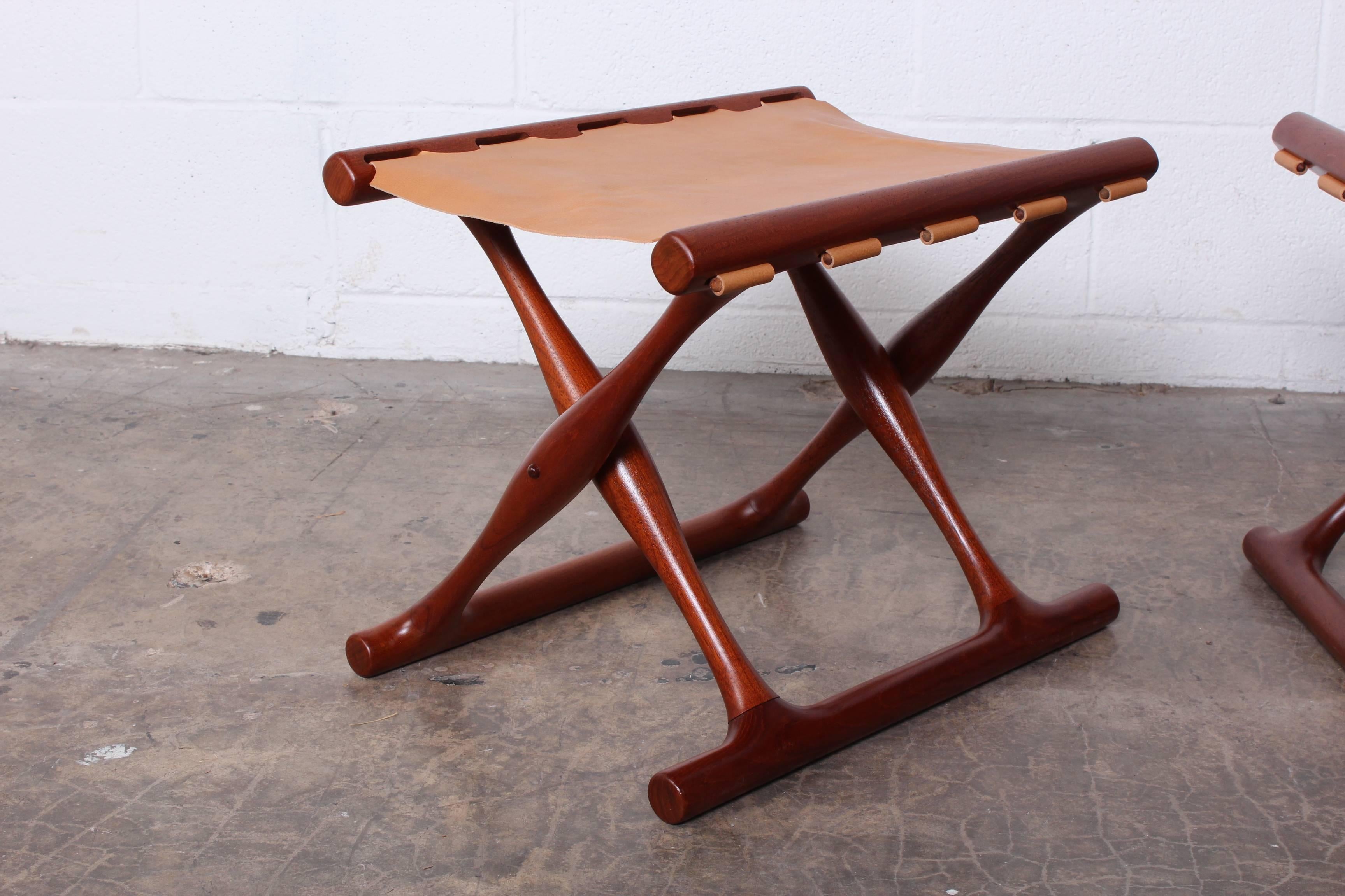 Pair of Teak and Leather Folding Stools by Poul Hundevad In Excellent Condition In Dallas, TX