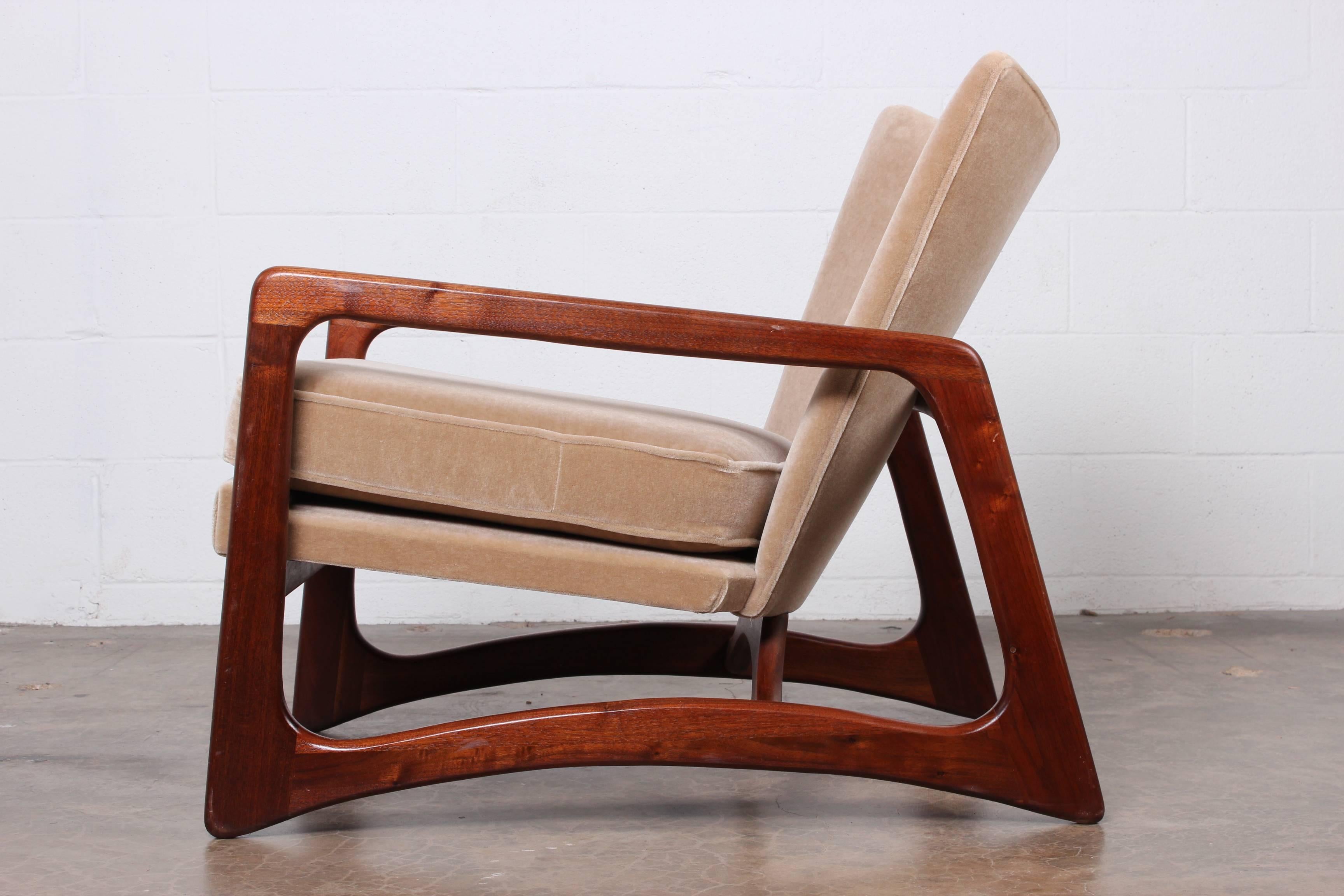 Pair of Lounge Chairs by Adrian Pearsall 6