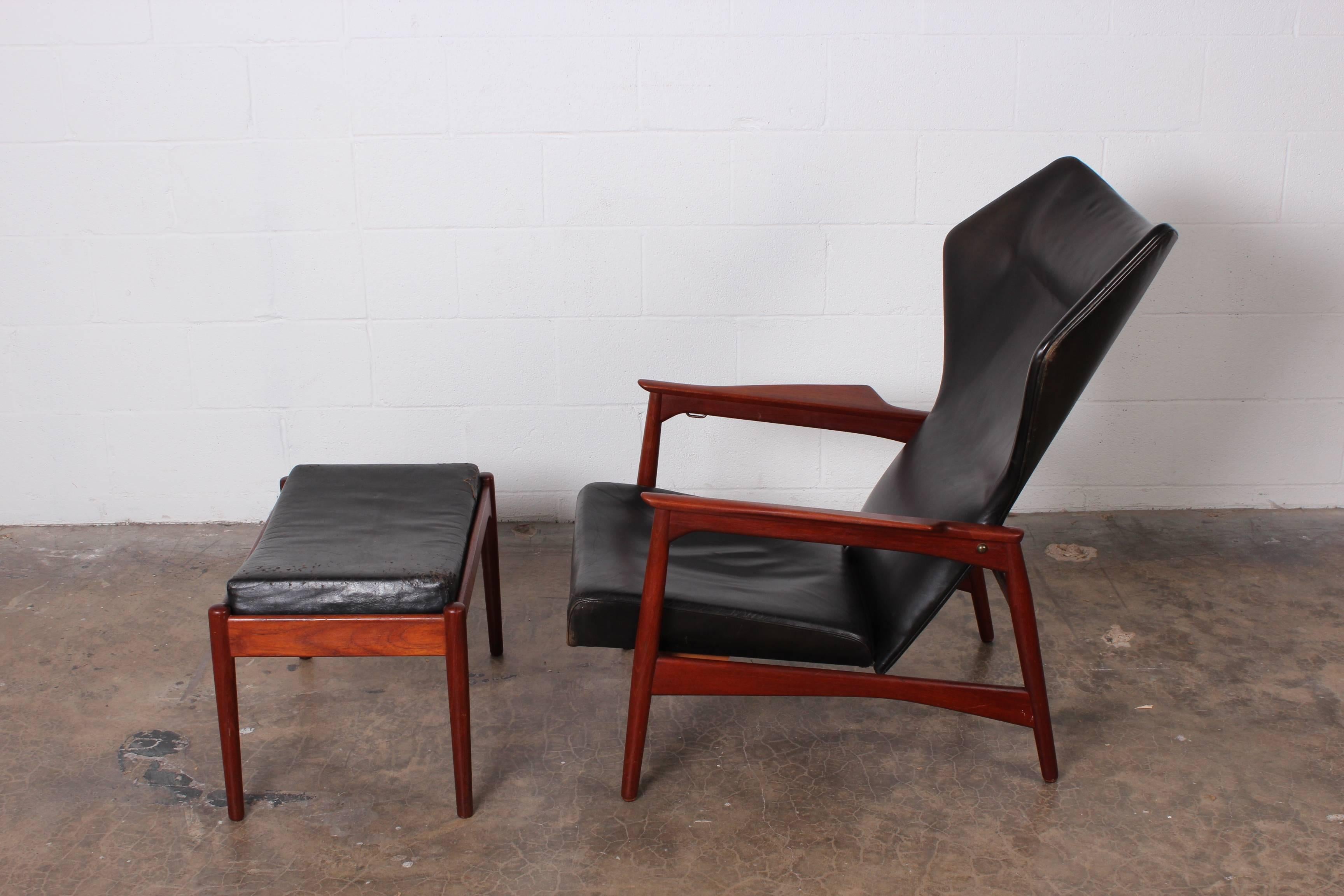 Adjustable Leather Lounge Chair and Ottoman by Ib Kofod-Larsen 5