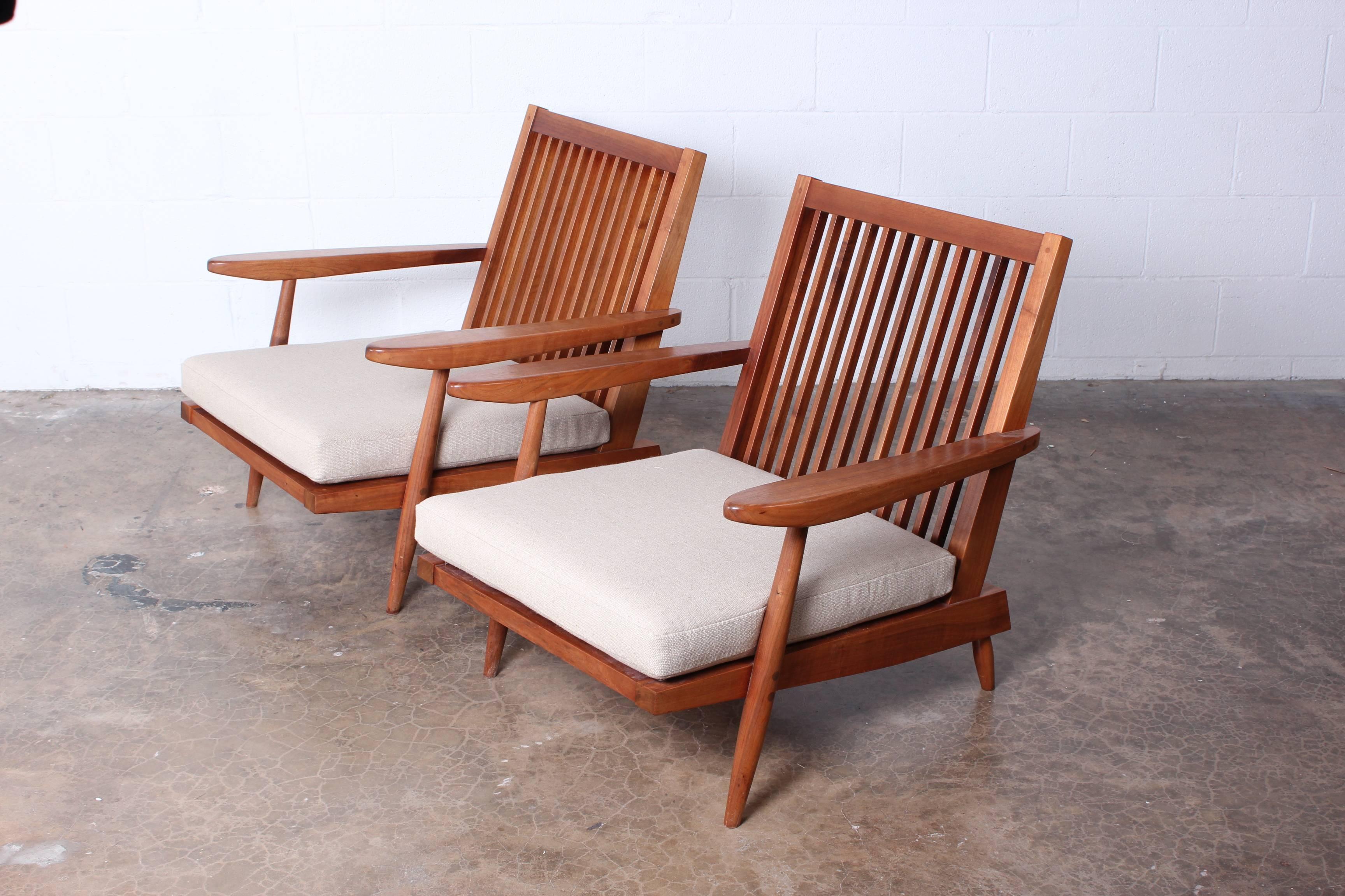 Mid-20th Century Pair of Spindle Back Lounge Chair by George Nakashima