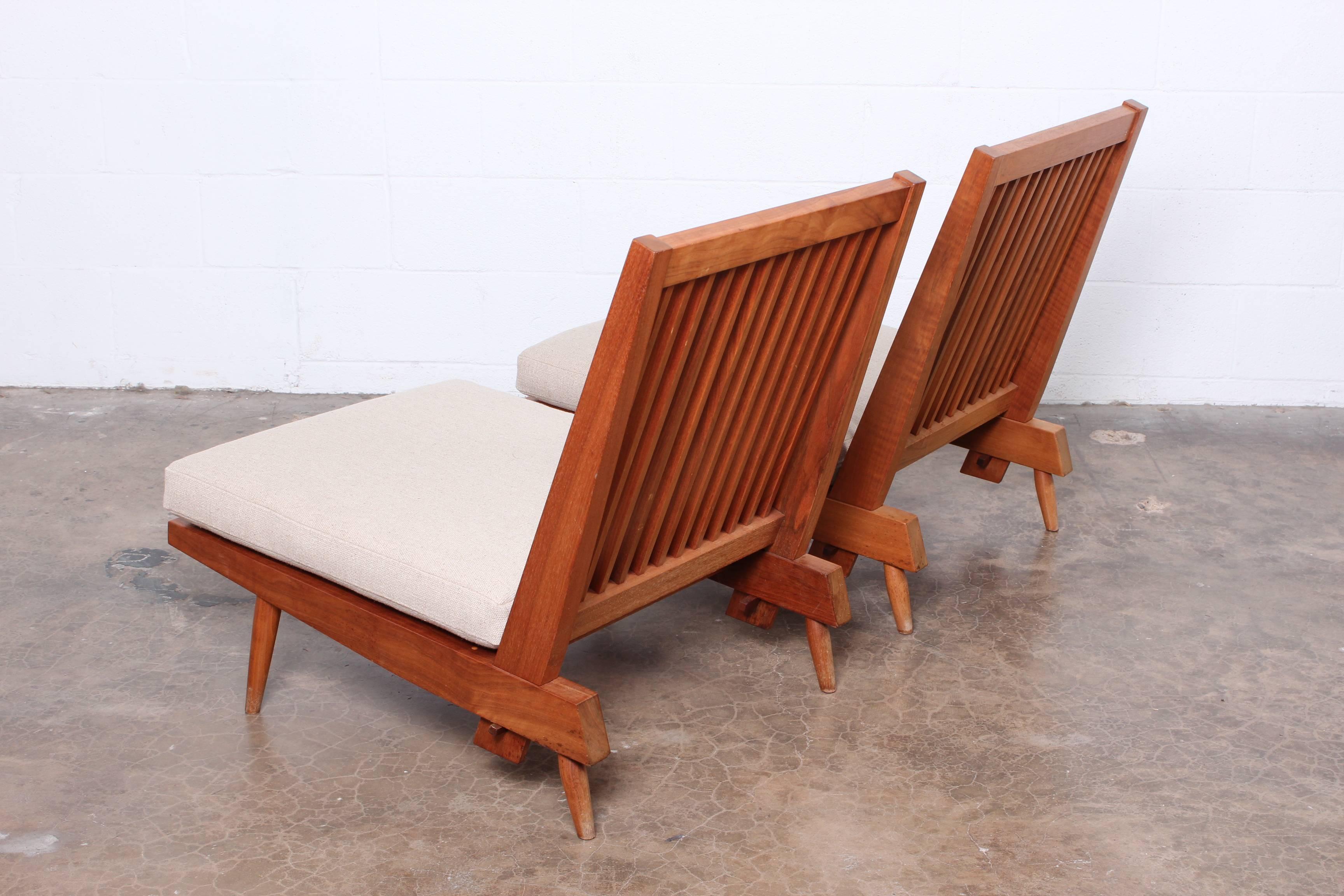 Pair of Spindle Back Lounge Chairs by George Nakashima 4