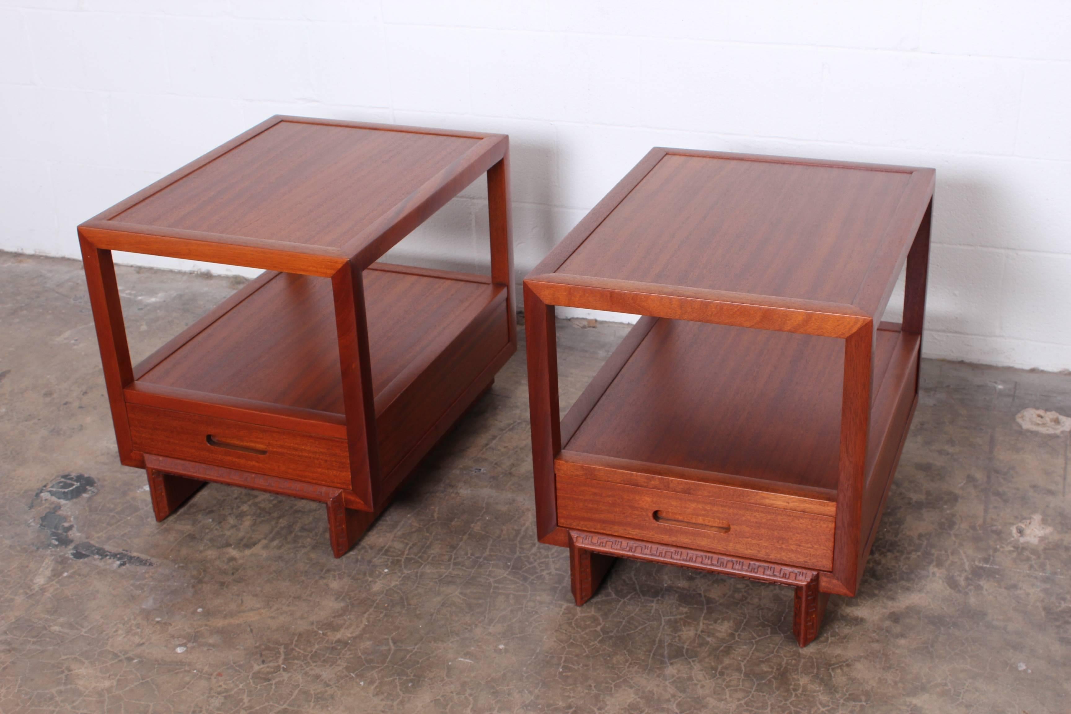 Pair of Nightstands by Frank Lloyd Wright for Henredon In Excellent Condition In Dallas, TX