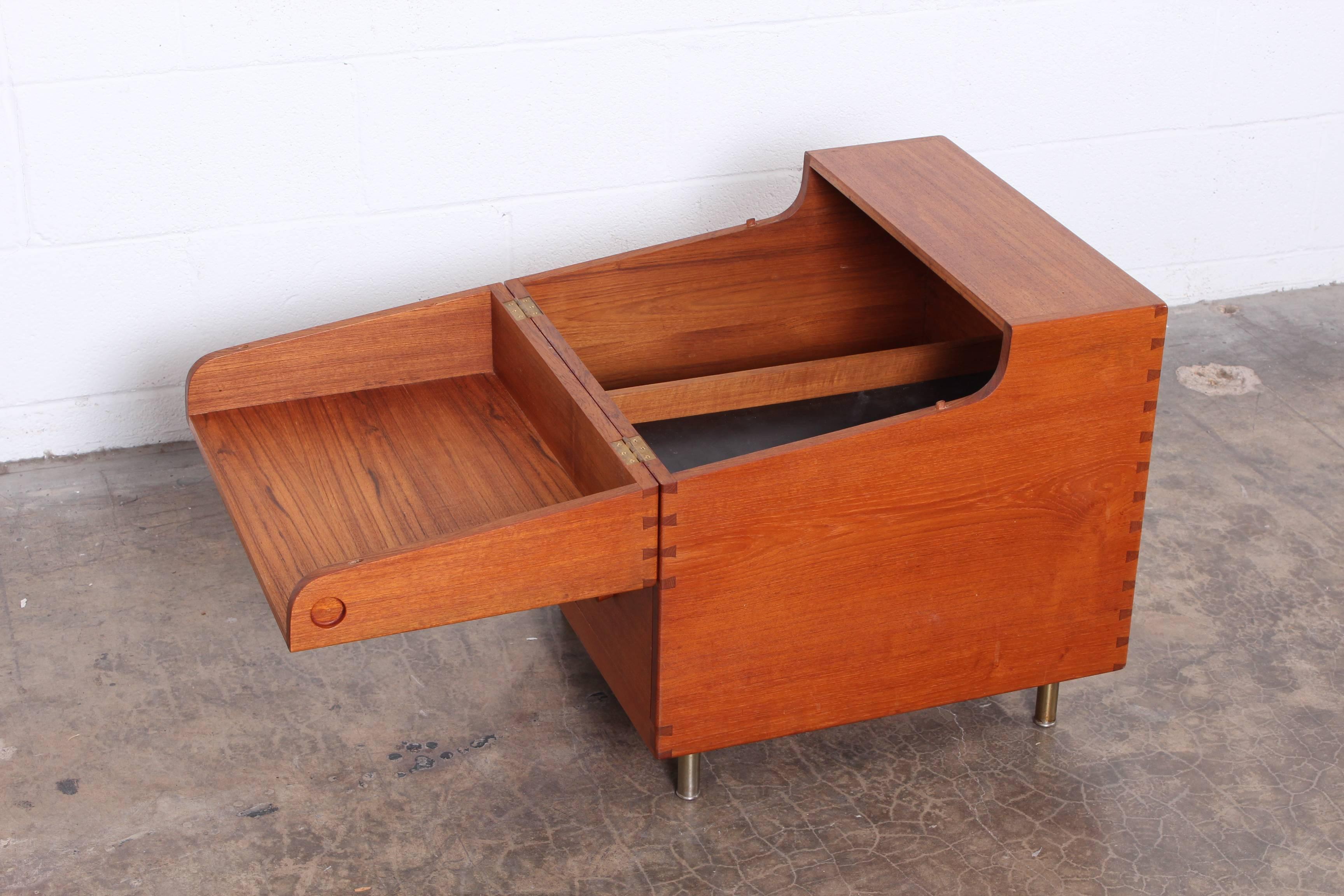 Hans Wegner Teak Cube Bar 4