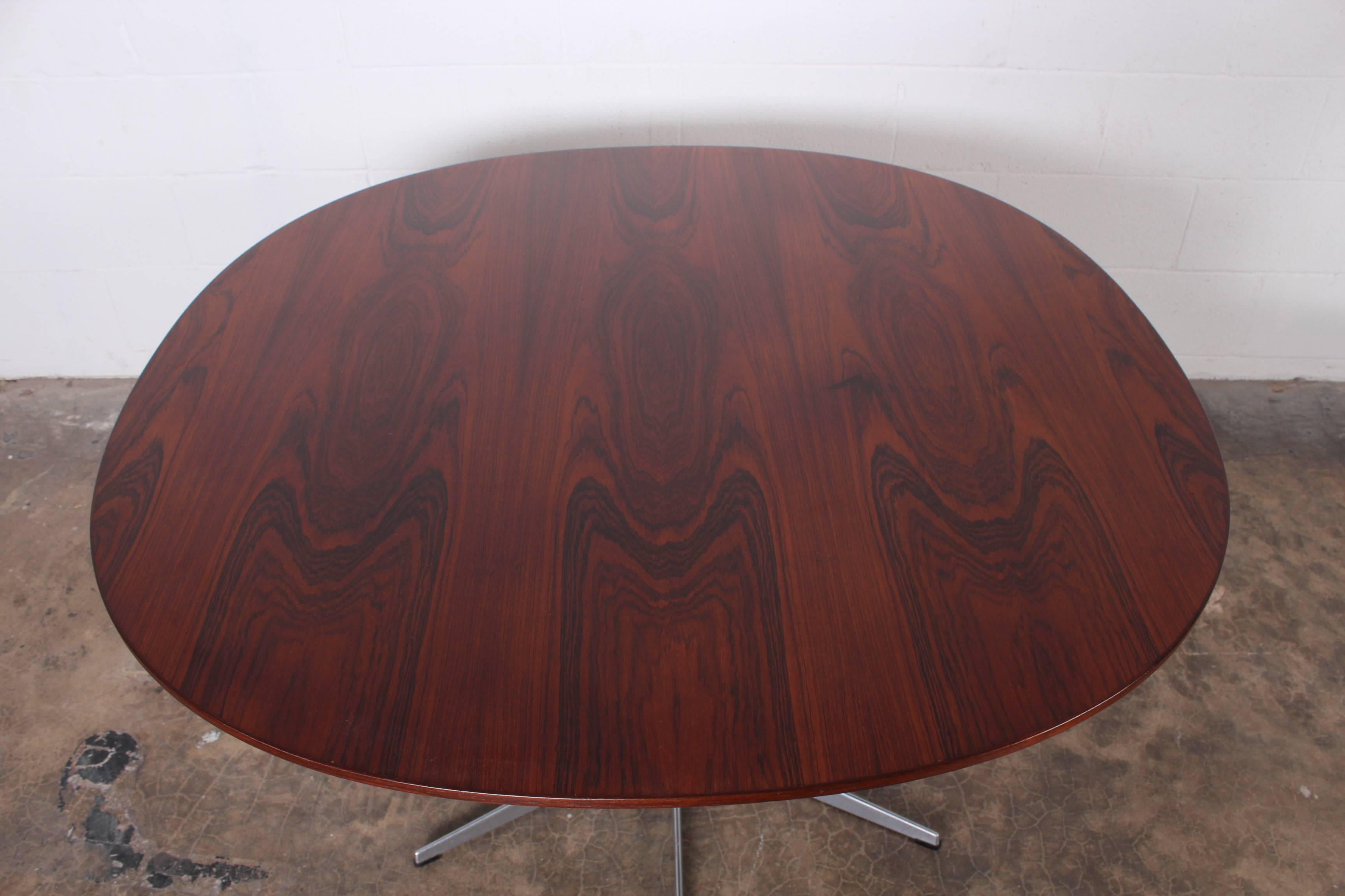 Oxford Dining Set by Arne Jacobsen In Good Condition In Dallas, TX