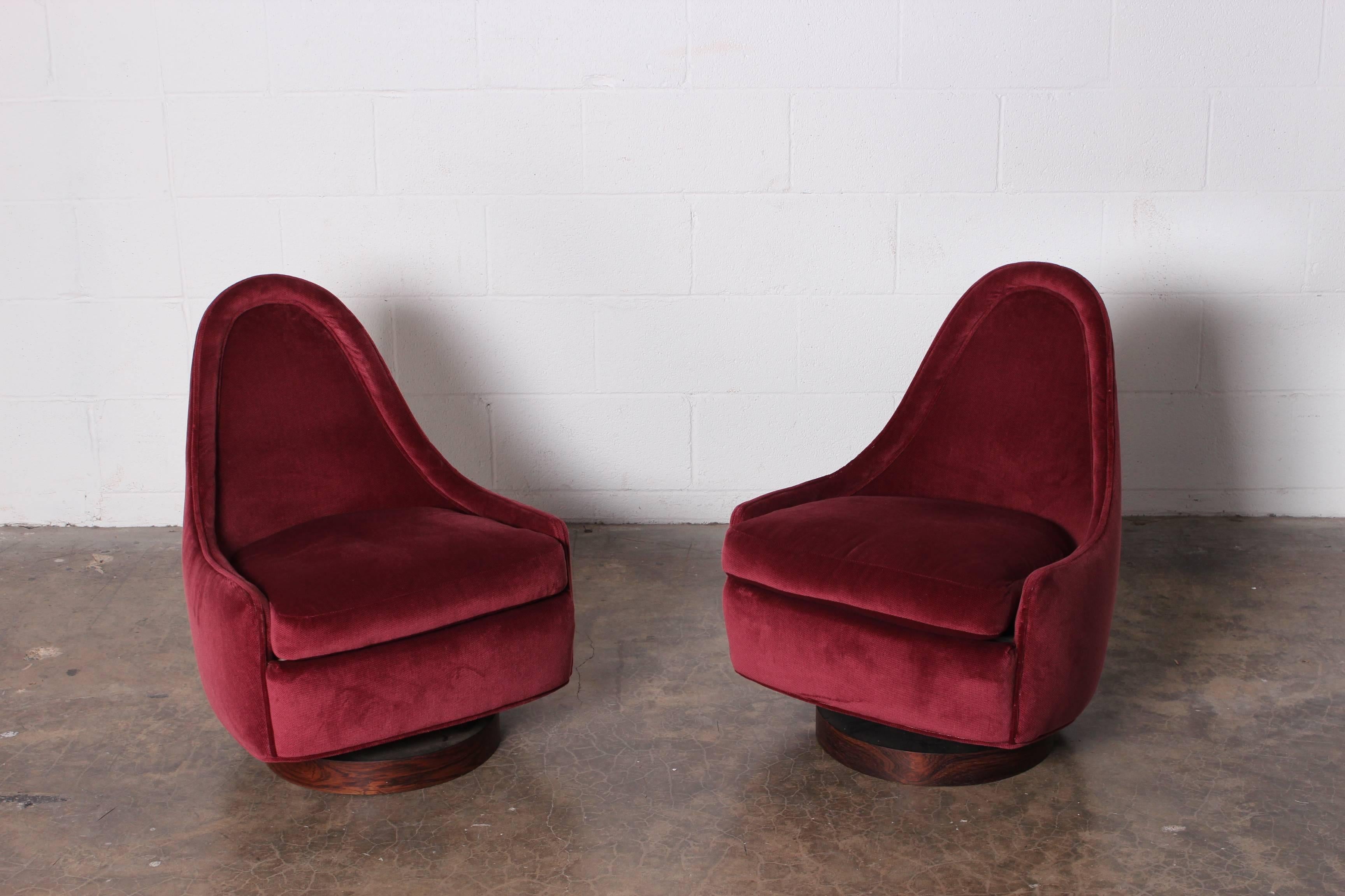 Pair of Petite Rocking Swivel Chairs by Milo Baughman 5