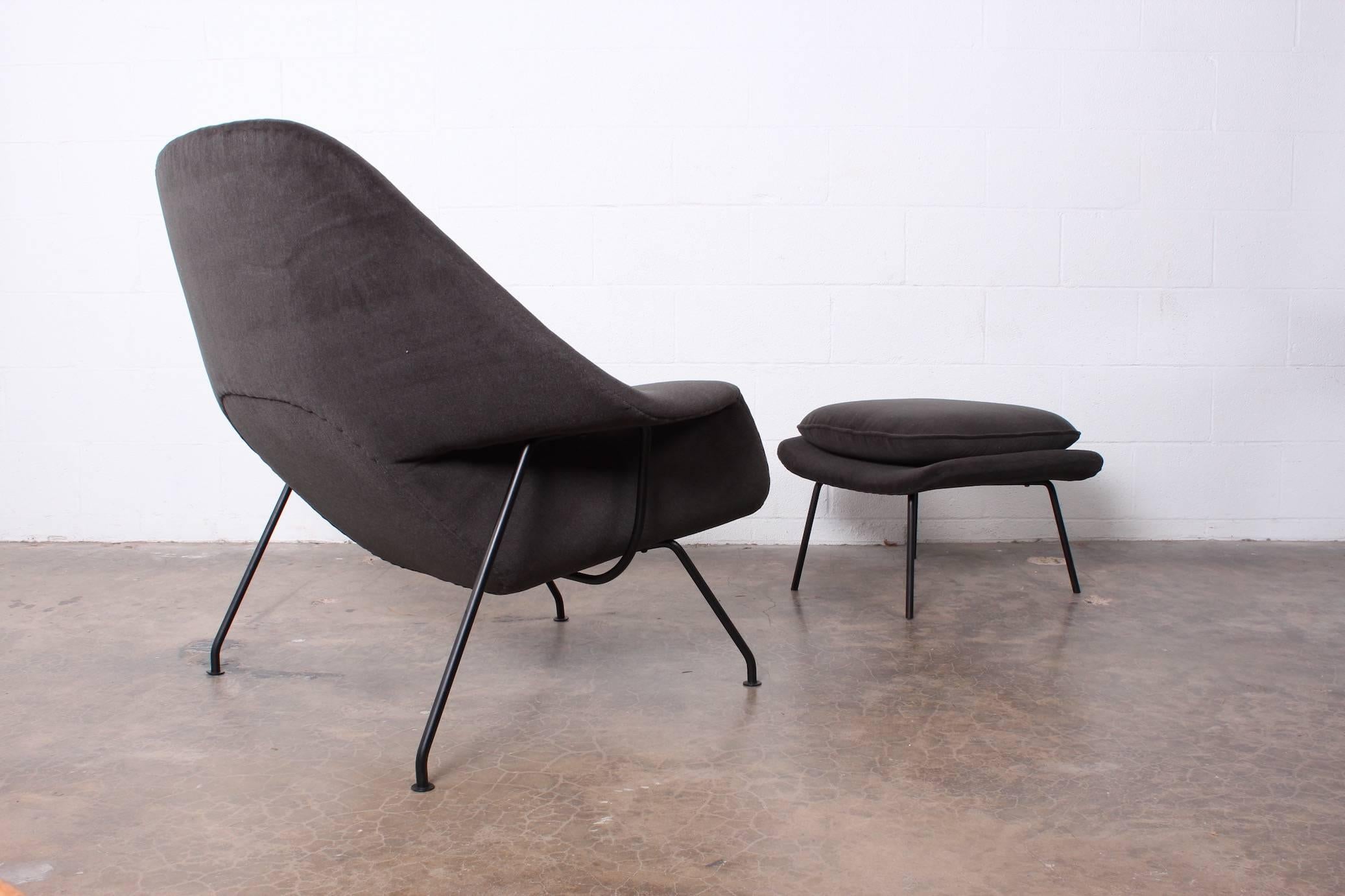 Early Womb Chair and Ottoman by Eero Saarinen for Knoll 2