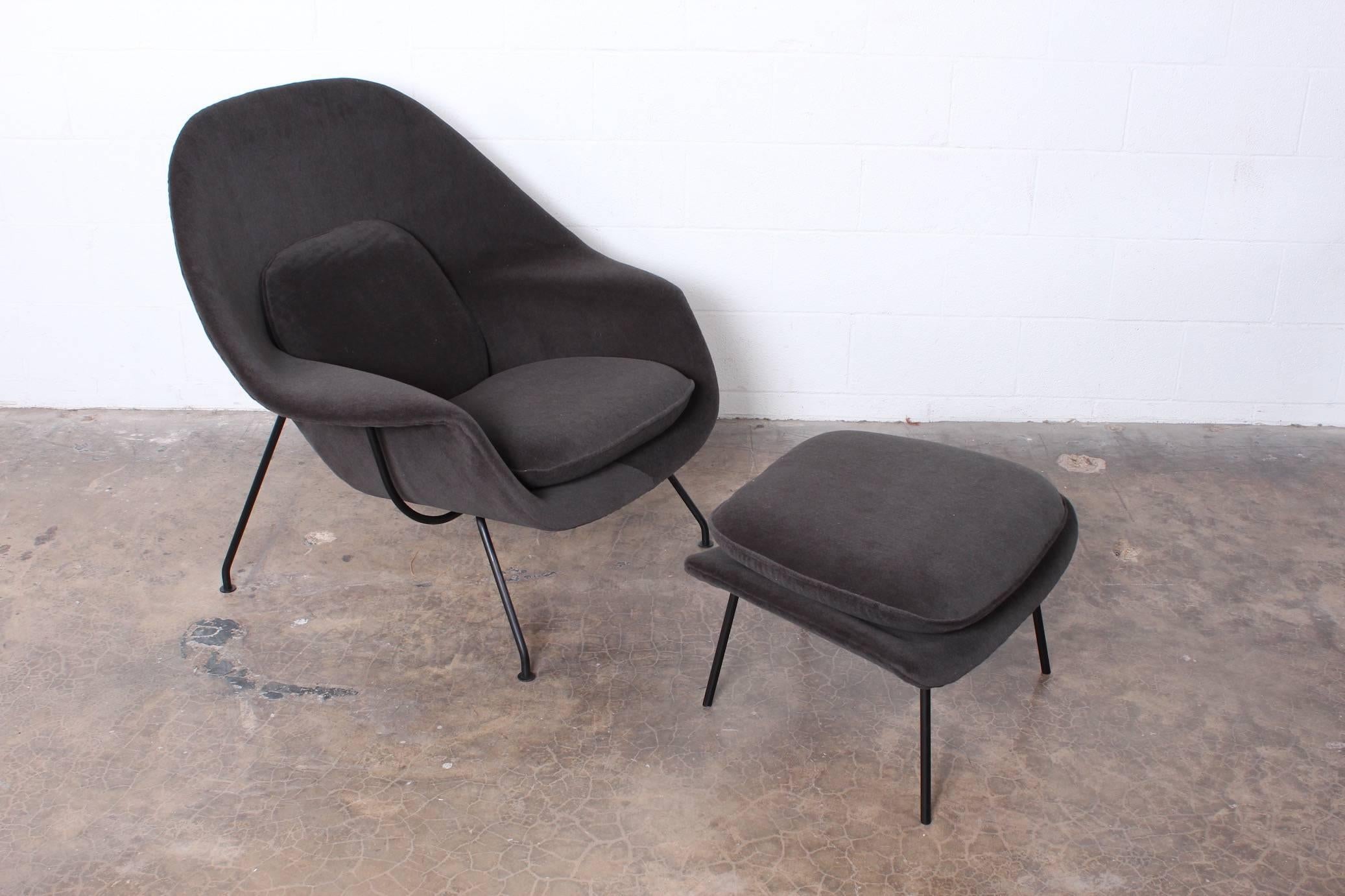 Early Womb Chair and Ottoman by Eero Saarinen for Knoll 6