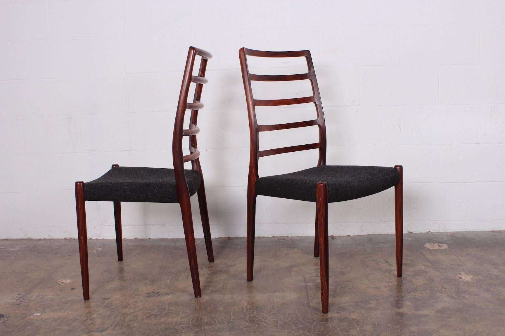 Set of Eight Rosewood Model 82 Dining Chairs by Niels Møller In Good Condition In Dallas, TX