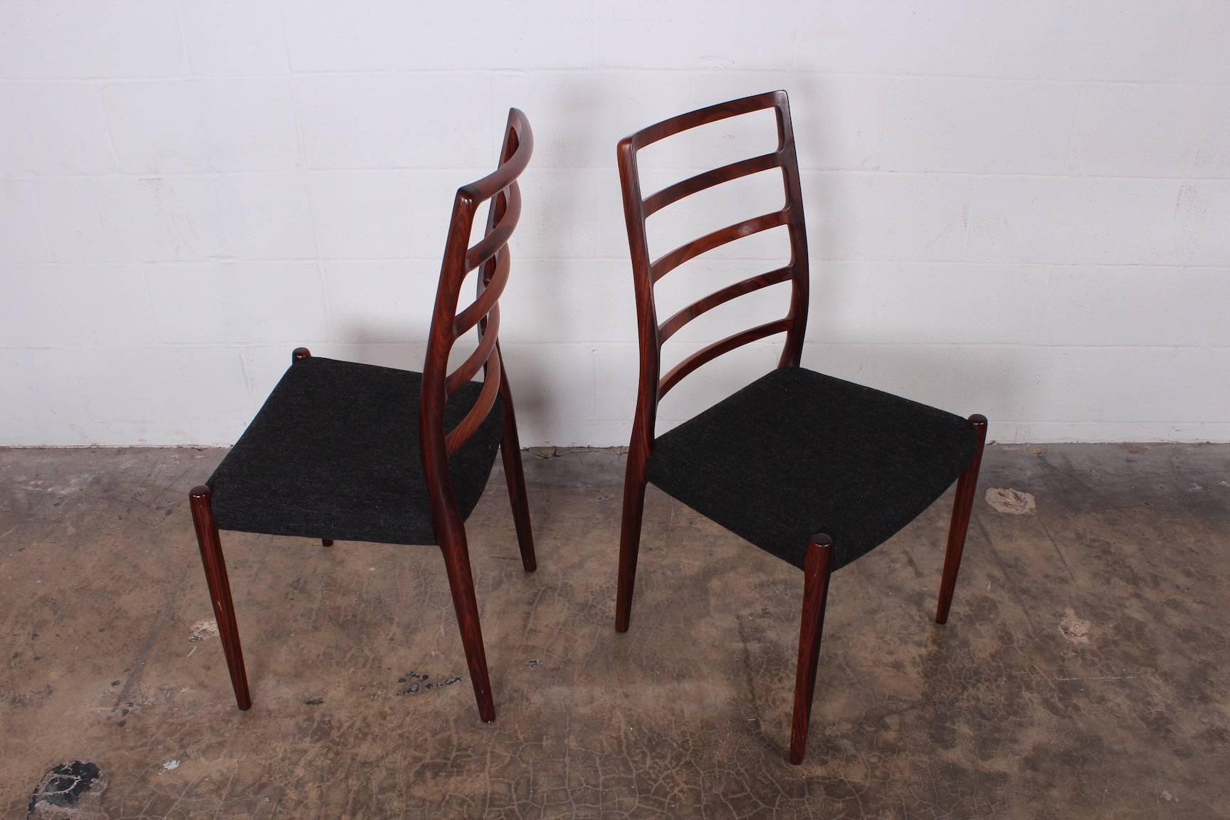 Mid-20th Century Set of Eight Rosewood Model 82 Dining Chairs by Niels Møller