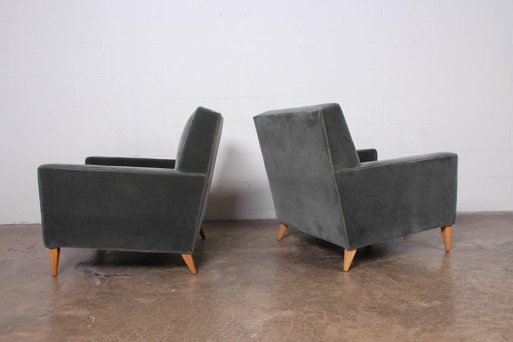 Pair of Paul McCobb for Custom Craft Lounge Chairs 1