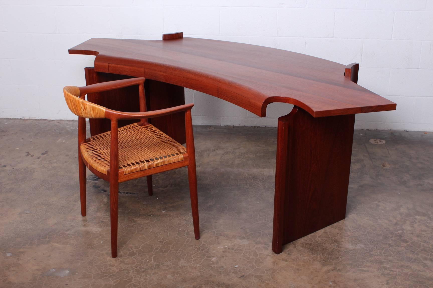 Studio Craft Desk by John Dodd 2